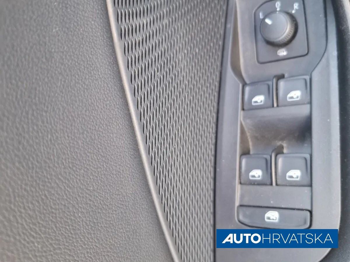 ŠKODA OCTAVIA 2.0 TDI COMBI AMBITION - JAMSTVO 15 MJESECI, 20.990,00, fotografija 15