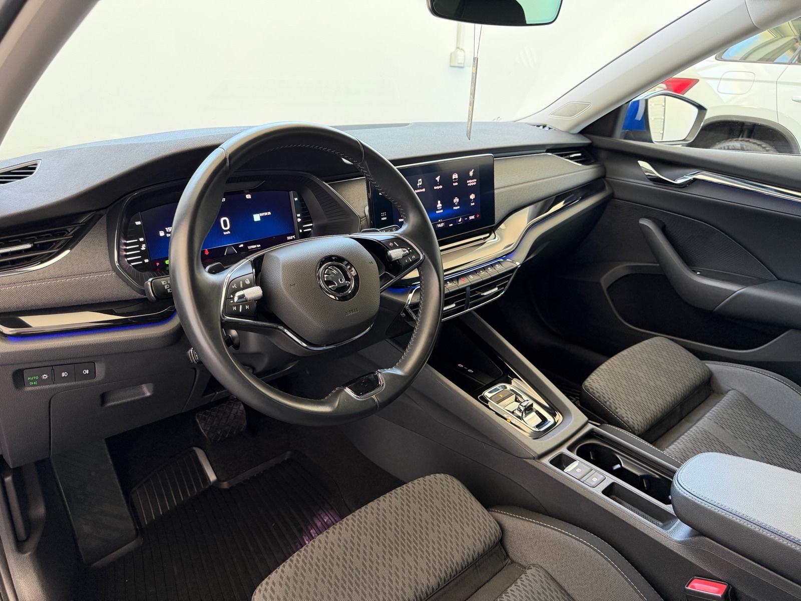 Škoda Octavia 2,0 TDI DSG, 150KS, MATRIX, VIRTUAL, ACC, JAMSTVO 24MJ, fotografija 9