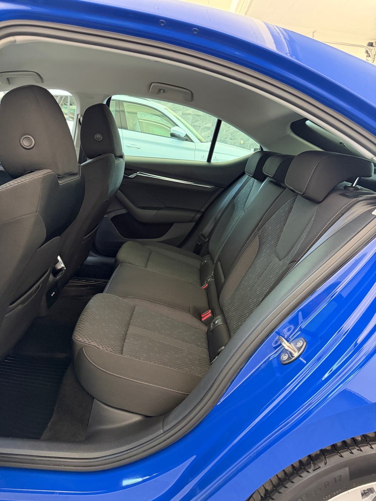 Škoda Octavia 2,0 TDI DSG, 150KS, MATRIX, VIRTUAL, ACC, JAMSTVO 24MJ, fotografija 14