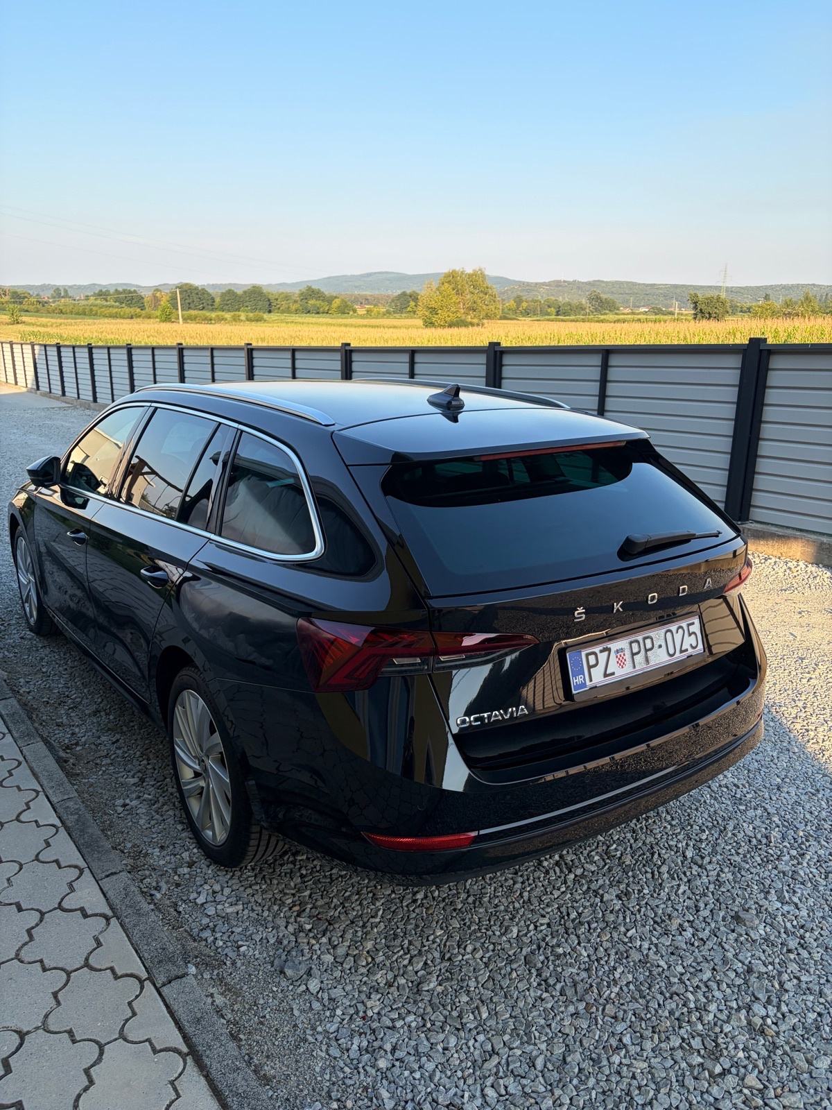 Škoda Octavia 2,0 TDI DSG 150ks Virtual 360 kamere 80TKM, fotografija 5