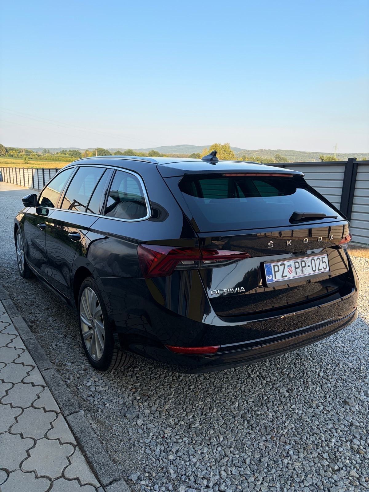 Škoda Octavia 2,0 TDI DSG 150ks Virtual 360 kamere 80TKM, fotografija 7