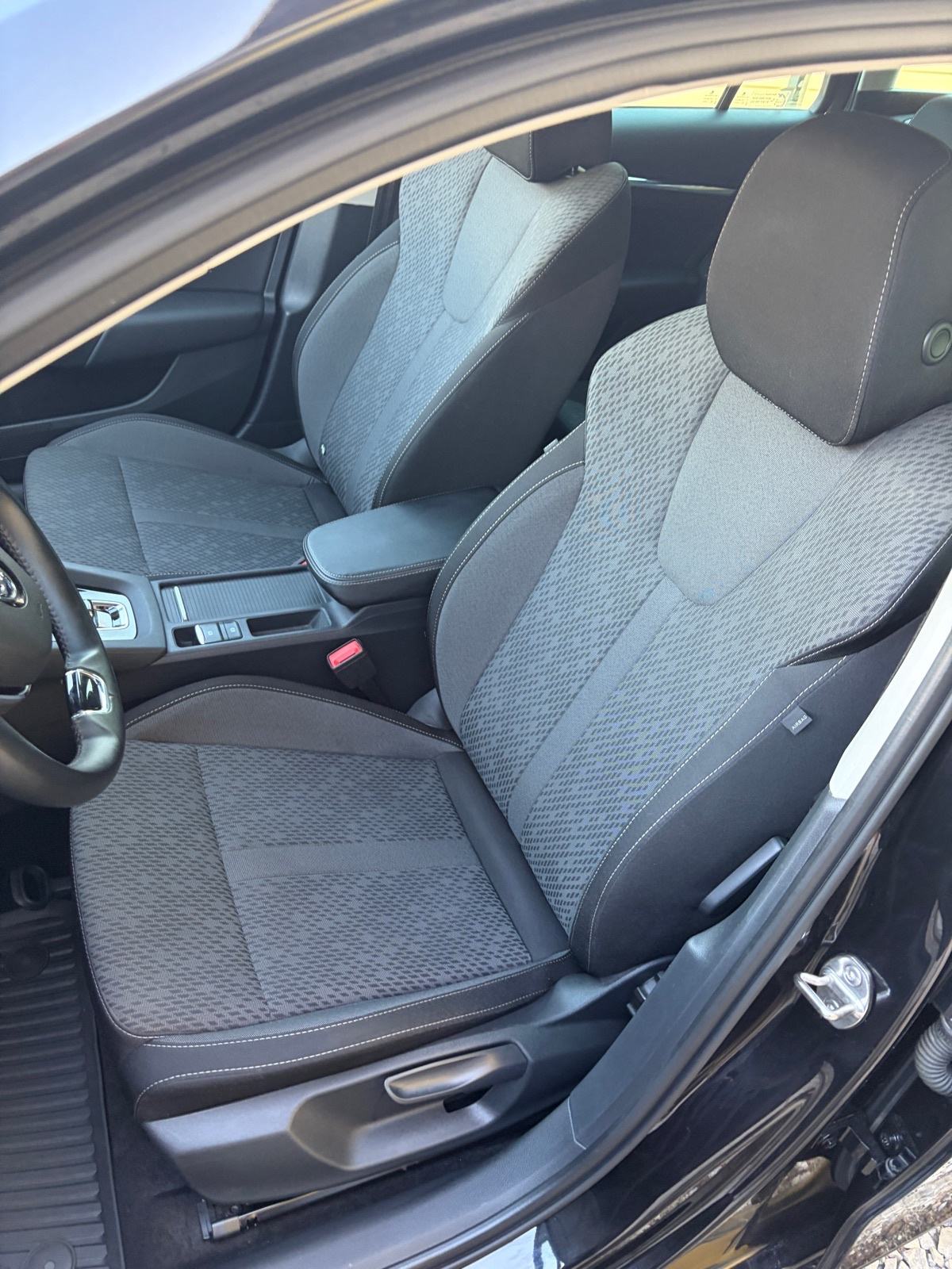 Škoda Octavia 2,0 TDI DSG 150ks Virtual 360 kamere 80TKM, fotografija 12
