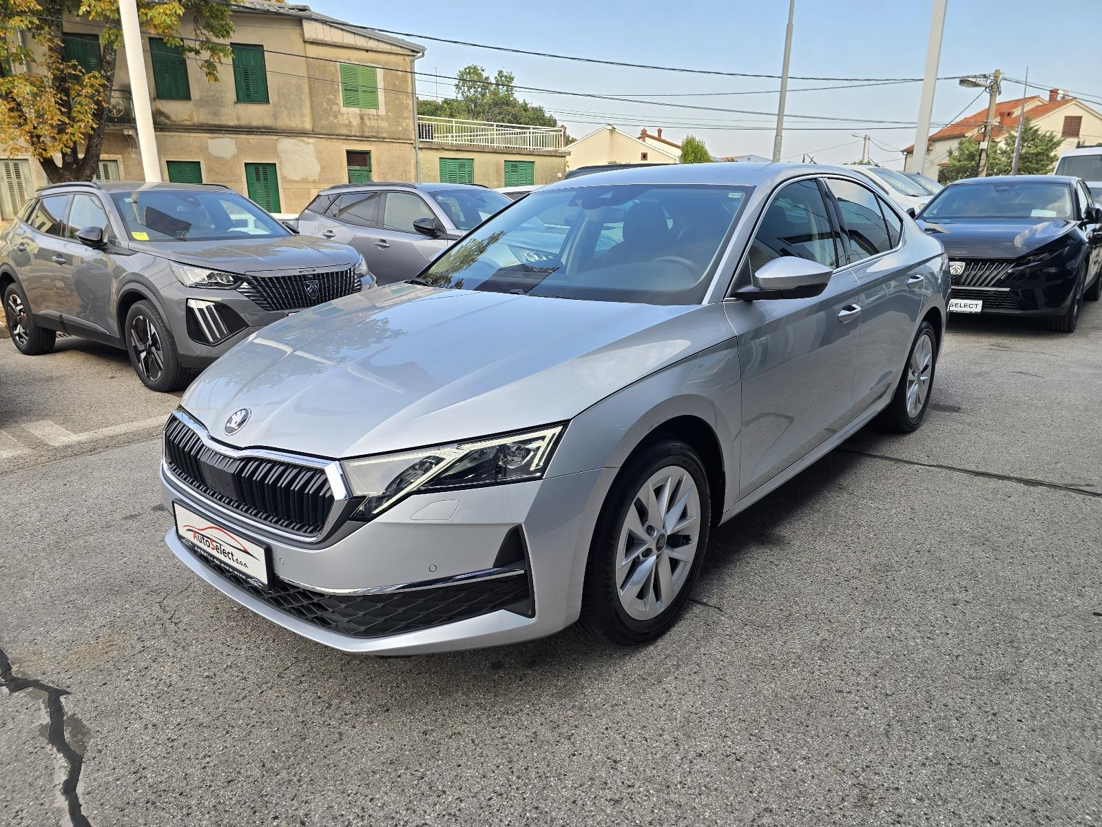 Škoda Octavia 2,0 TDI DSG - 2025 - VIRTUAL - LED - GARANCIJA 5 GOD !!, fotografija 1