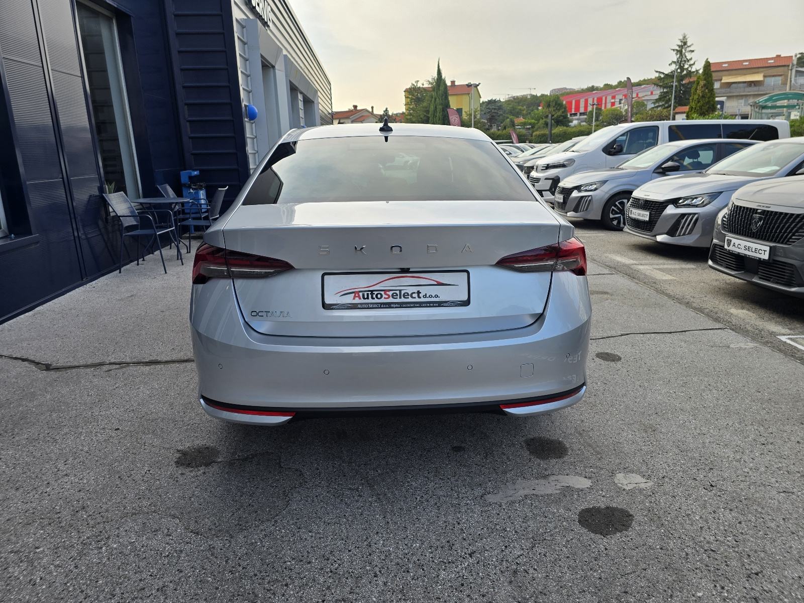 Škoda Octavia 2,0 TDI DSG - 2025 - VIRTUAL - LED - GARANCIJA 5 GOD !!, fotografija 7
