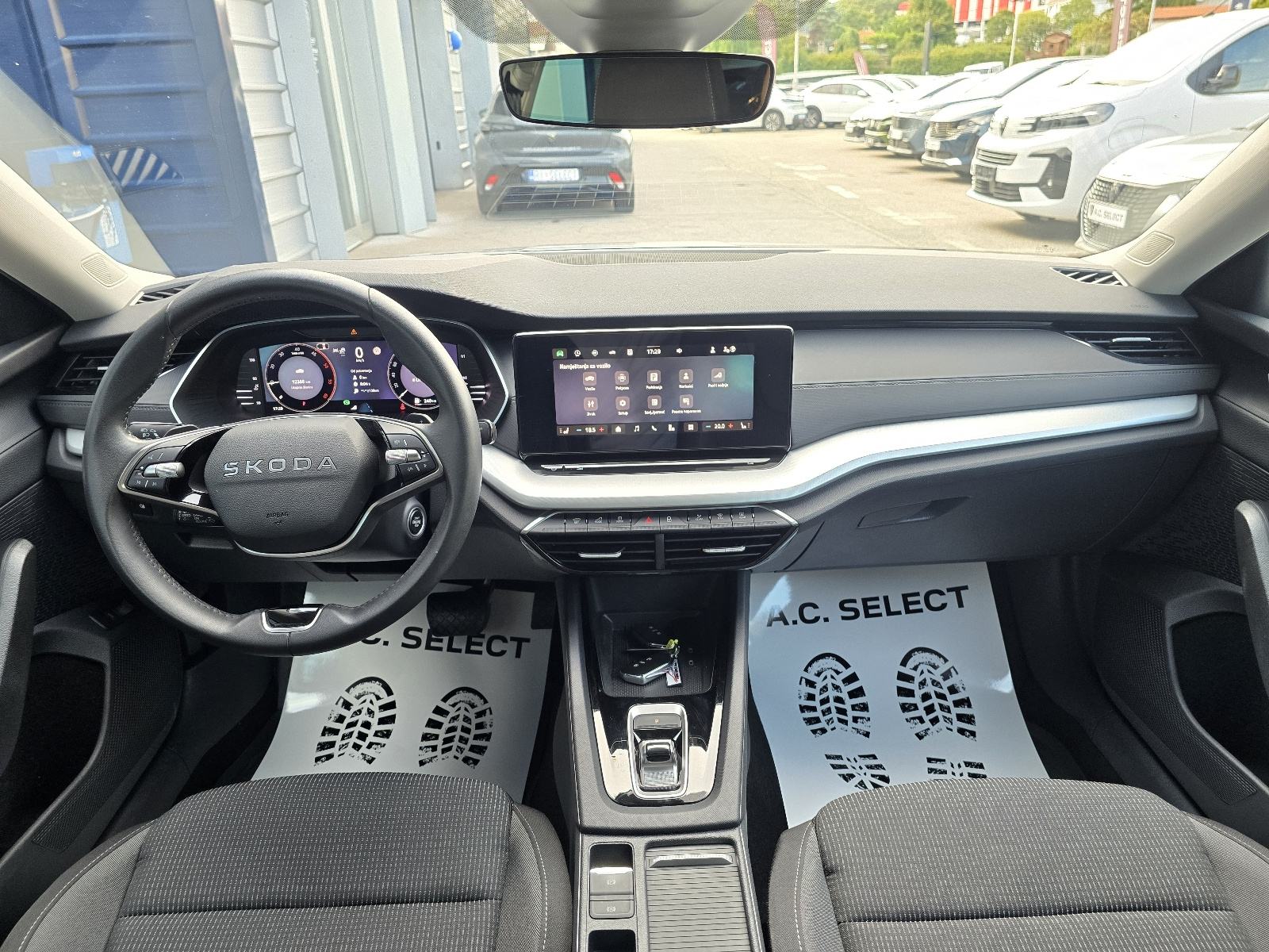 Škoda Octavia 2,0 TDI DSG - 2025 - VIRTUAL - LED - GARANCIJA 5 GOD !!, fotografija 10