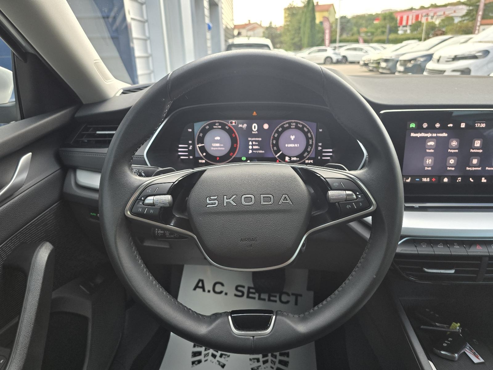 Škoda Octavia 2,0 TDI DSG - 2025 - VIRTUAL - LED - GARANCIJA 5 GOD !!, fotografija 12