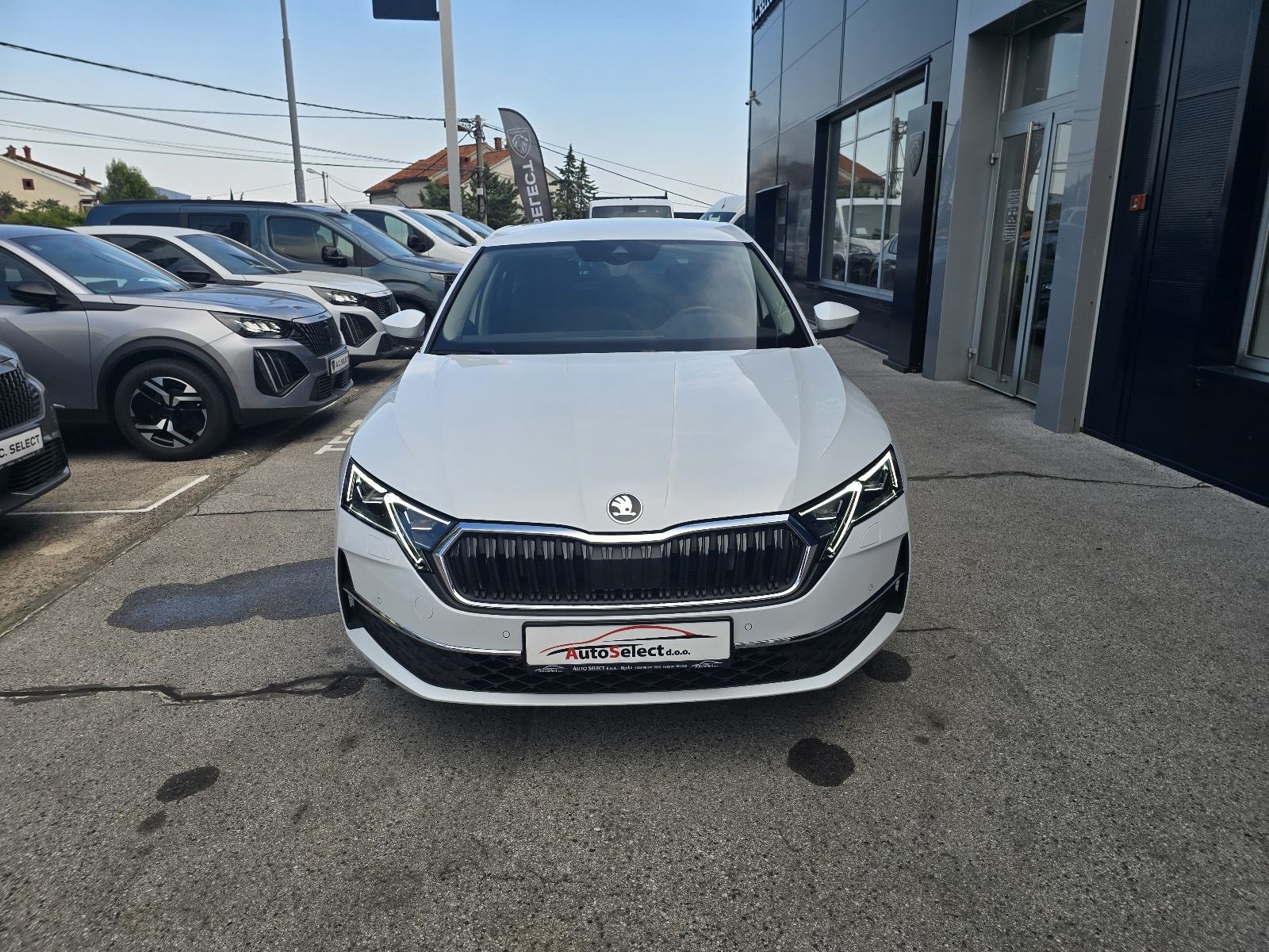 Škoda Octavia 2,0 TDI DSG - 2025 - VIRTUAL - LED - GARANCIJA 5 GOD !!, fotografija 3