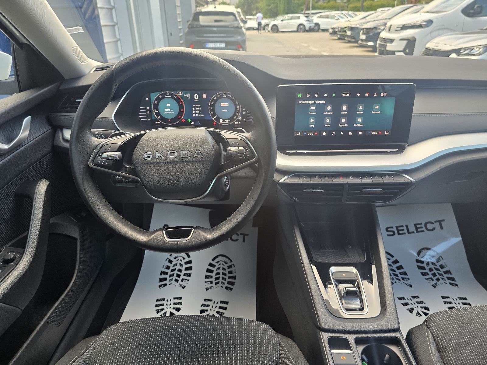 Škoda Octavia 2,0 TDI DSG - 2025 - VIRTUAL - LED - GARANCIJA 5 GOD !!, fotografija 11