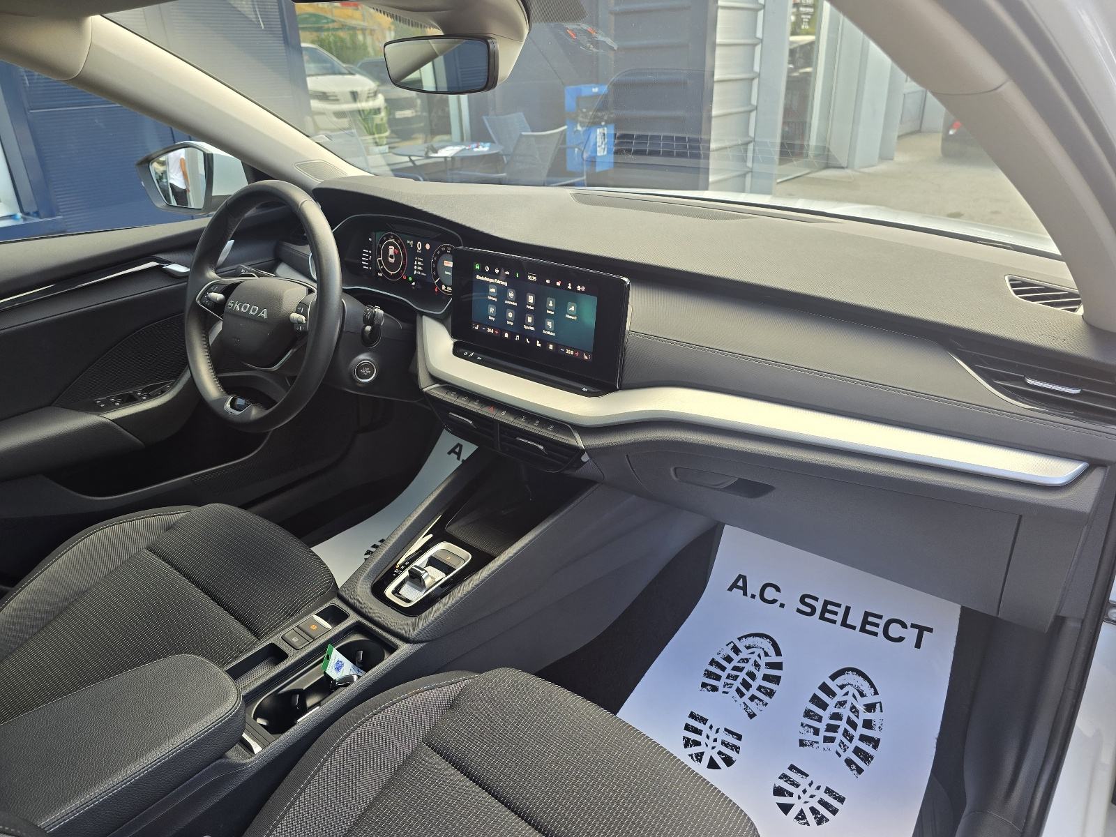 Škoda Octavia 2,0 TDI DSG - 2025 - VIRTUAL - LED - GARANCIJA 5 GOD !!, fotografija 19
