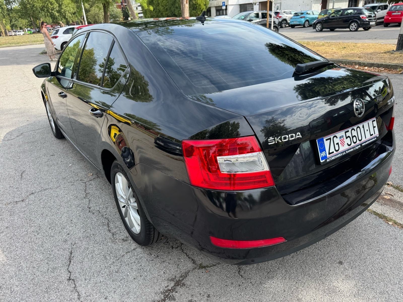 Škoda Octavia 2,0 TDI DSG, 86000km, Reg 8/27, fotografija 4