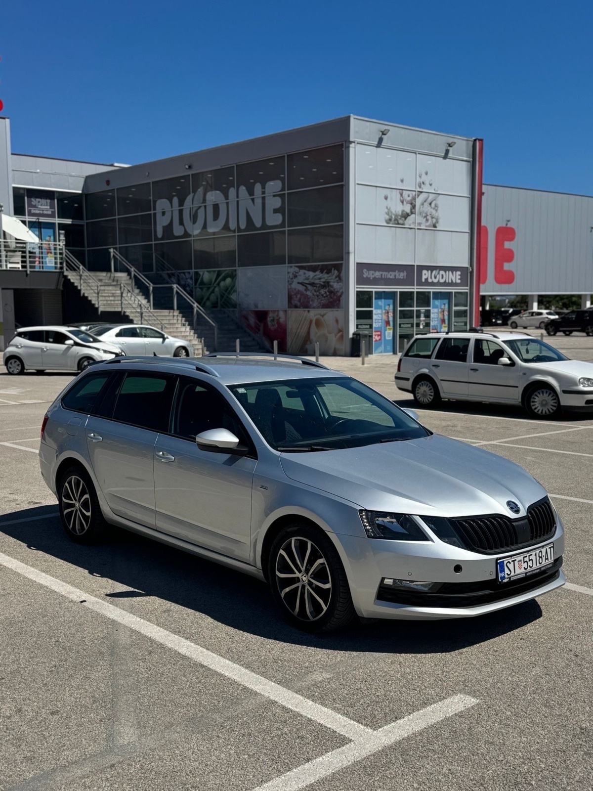 Škoda Octavia 2,0 TDI DSG automatik DRIVE paket opreme, fotografija 11