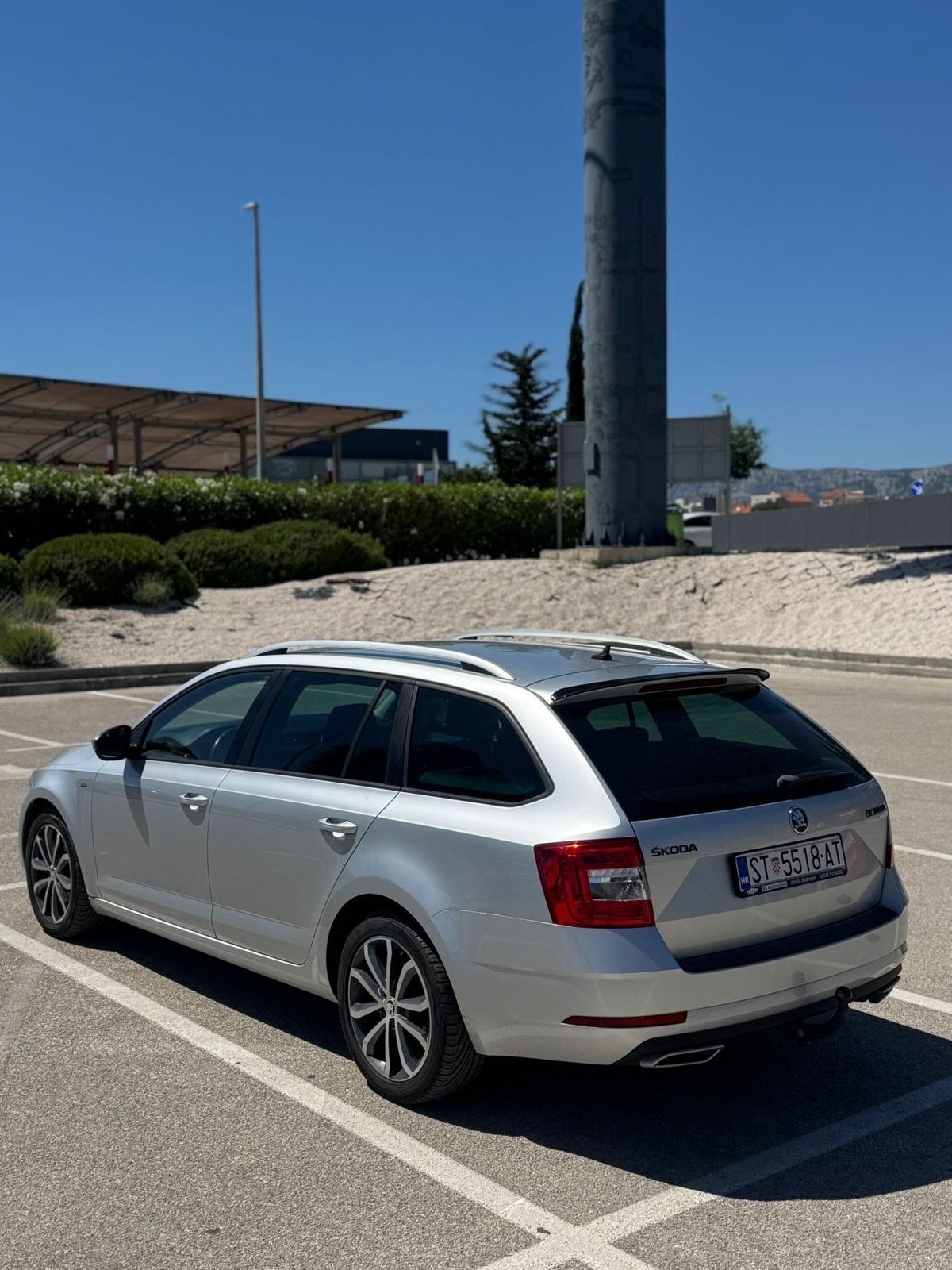 Škoda Octavia 2,0 TDI DSG automatik DRIVE paket opreme, fotografija 15