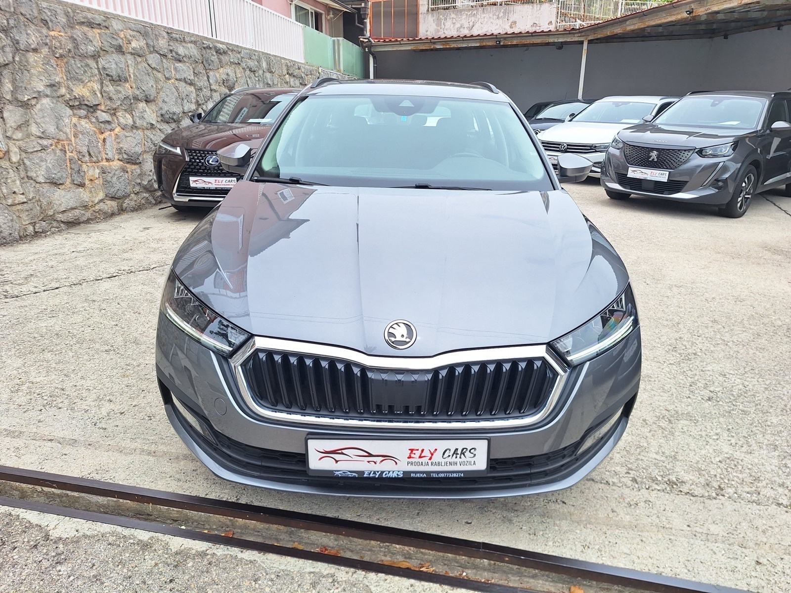 Škoda Octavia 2,0 TDI DSG. automatik NAVI.VIRTUAl, fotografija 9