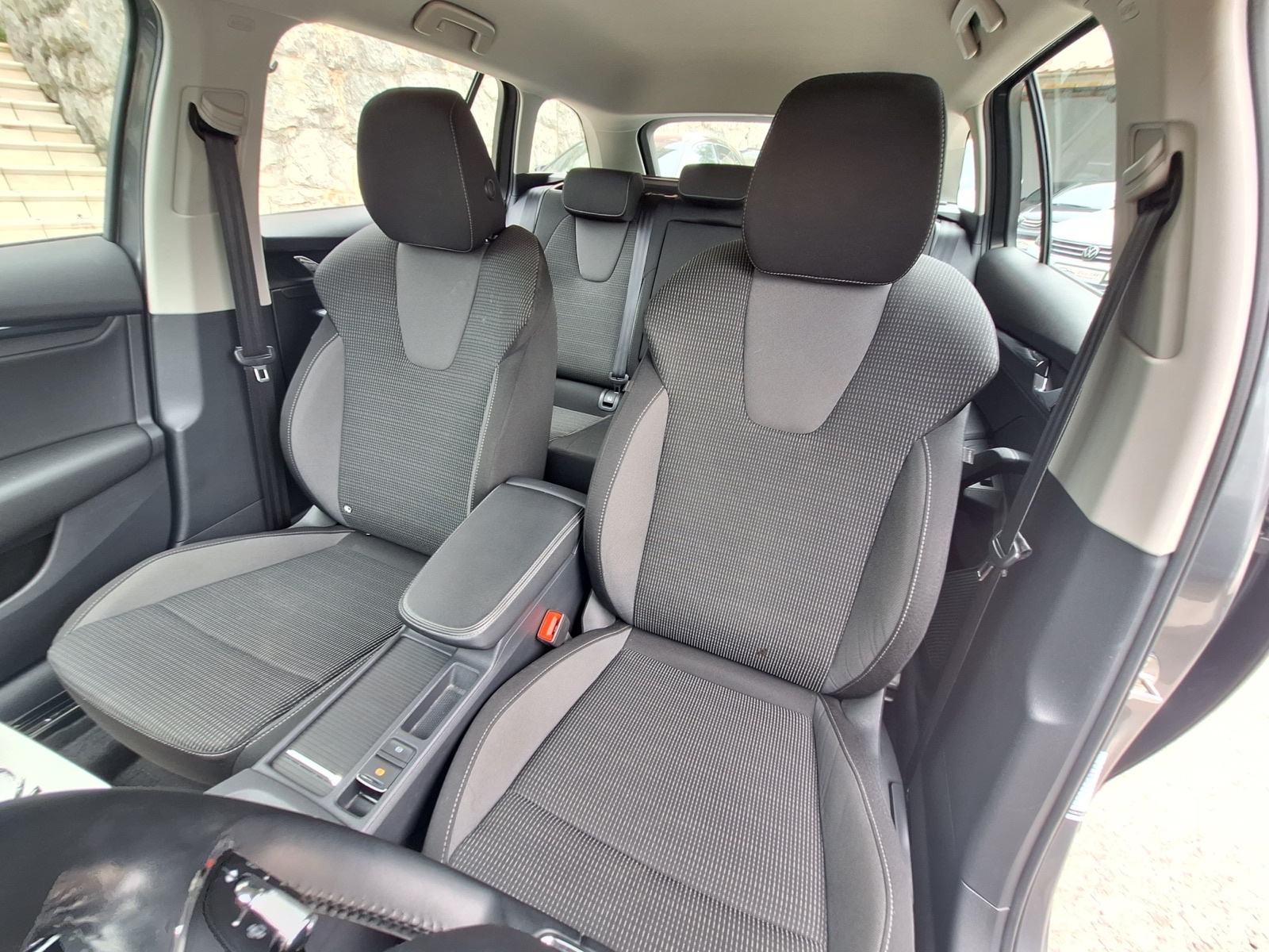 Škoda Octavia 2,0 TDI DSG. automatik NAVI.VIRTUAl, fotografija 13