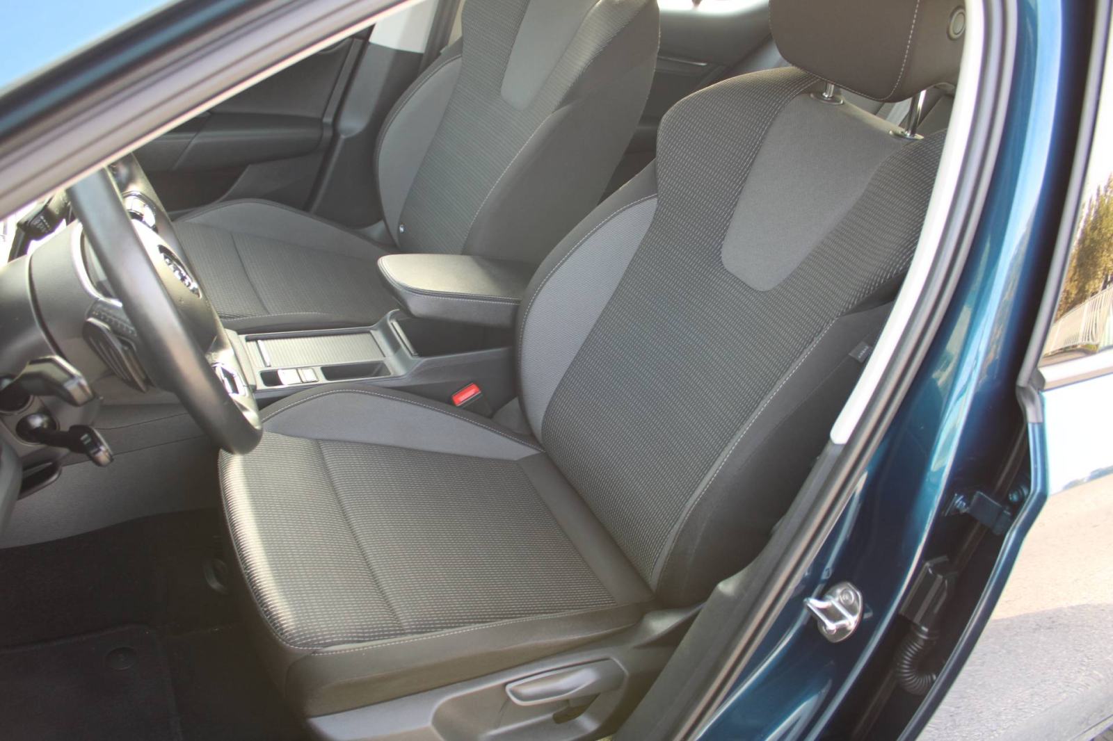 Škoda Octavia 2.0 TDi DSG Bussiness *LED, NAVIGACIJA, KAMERA*, fotografija 9