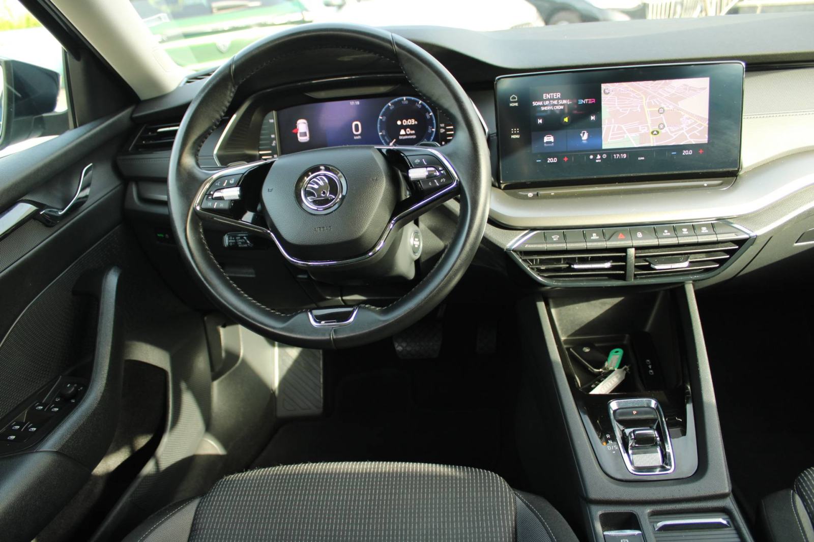 Škoda Octavia 2.0 TDi DSG Bussiness *LED, NAVIGACIJA, KAMERA*, fotografija 12