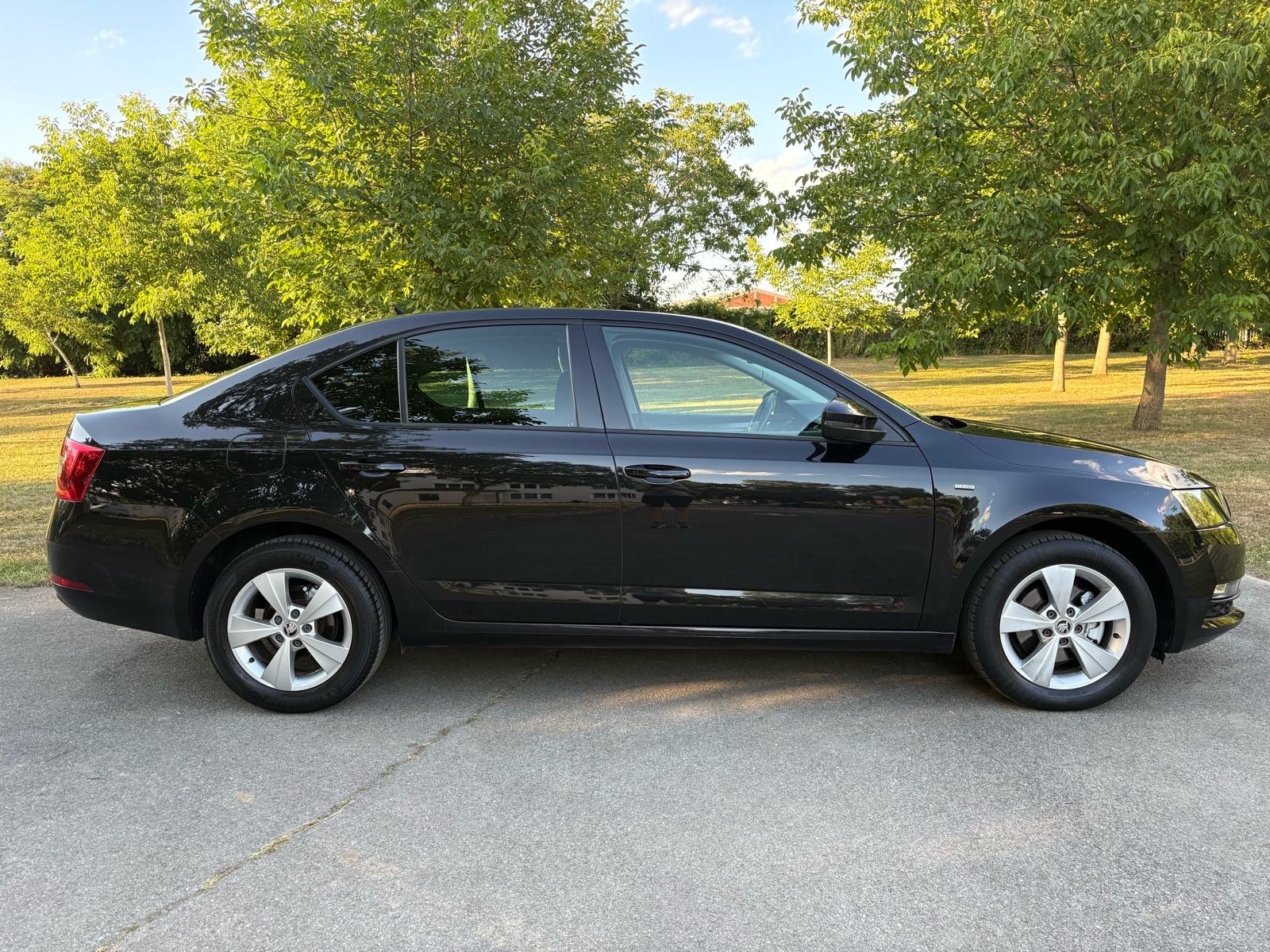 Škoda Octavia 2,0 TDI DSG - CLEVER, fotografija 6