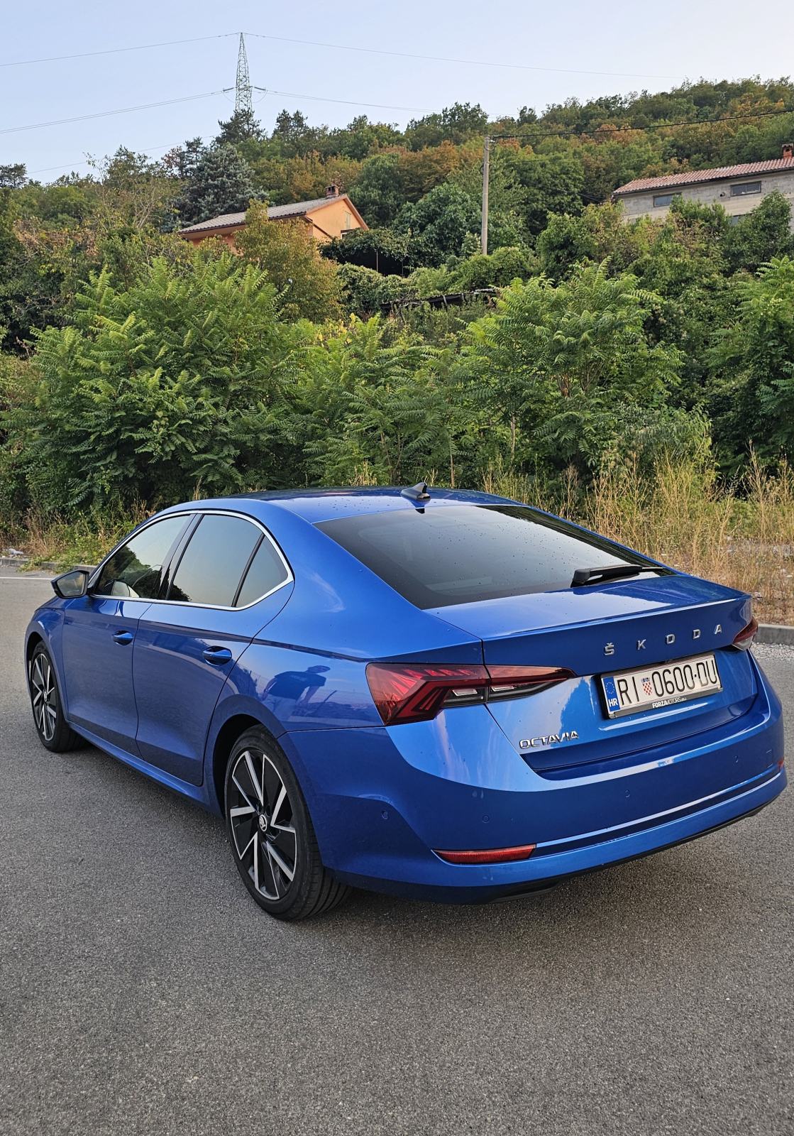 Škoda Octavia 2.0 TDI DSG – Head up Display, Matrix LED, Webasto, Koža, fotografija 3