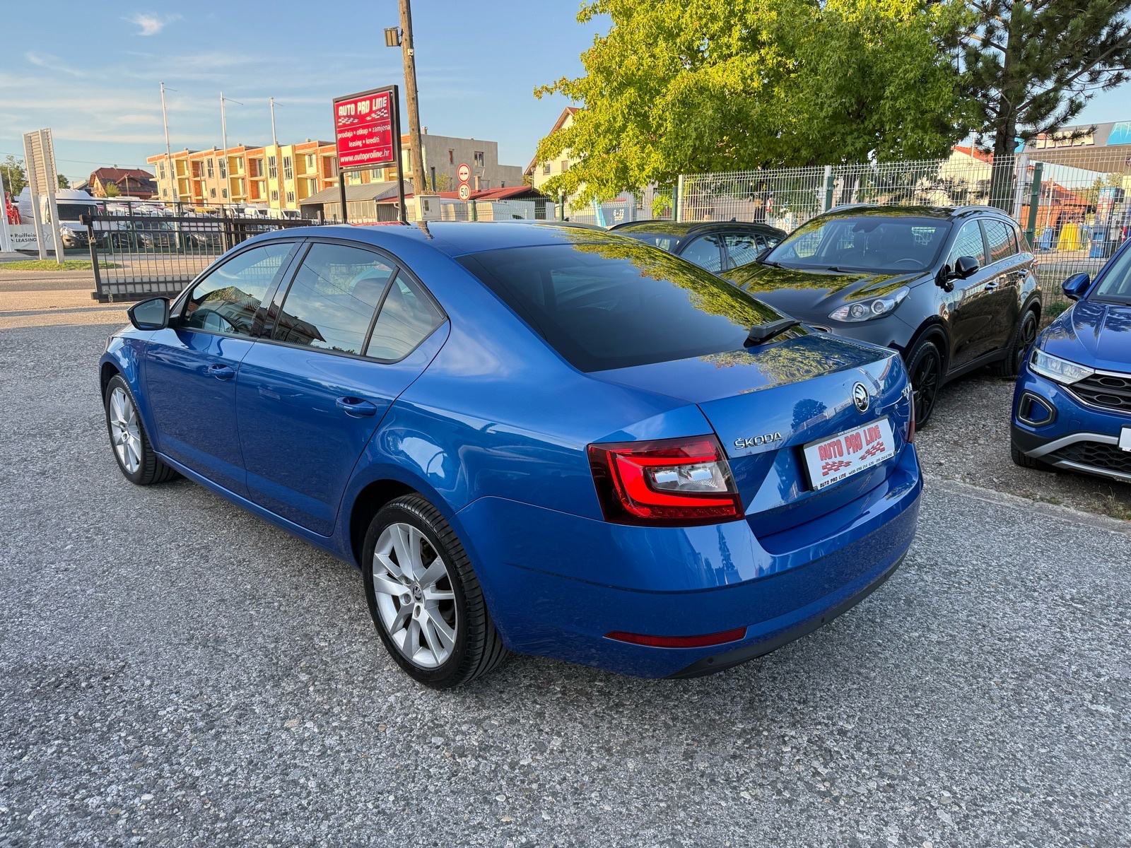 Škoda Octavia 2.0 TDI DSG - HR auto- 1. Vlasnik - 150 KS, fotografija 2