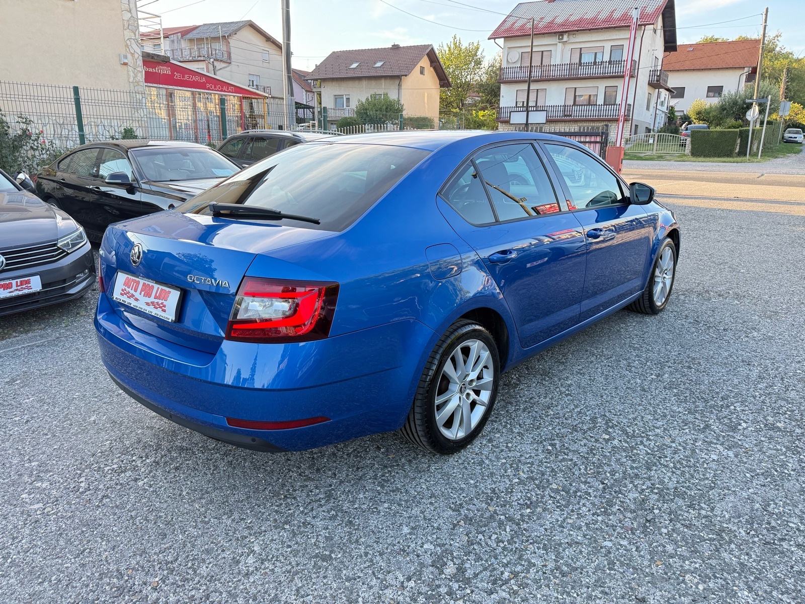 Škoda Octavia 2.0 TDI DSG - HR auto- 1. Vlasnik - 150 KS, fotografija 4