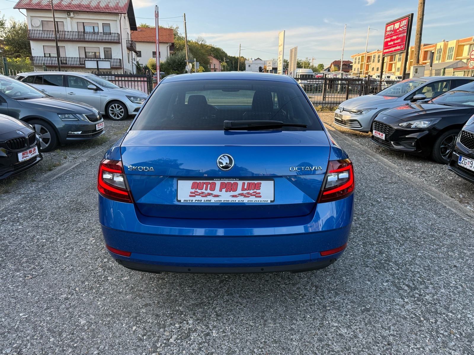 Škoda Octavia 2.0 TDI DSG - HR auto- 1. Vlasnik - 150 KS, fotografija 3