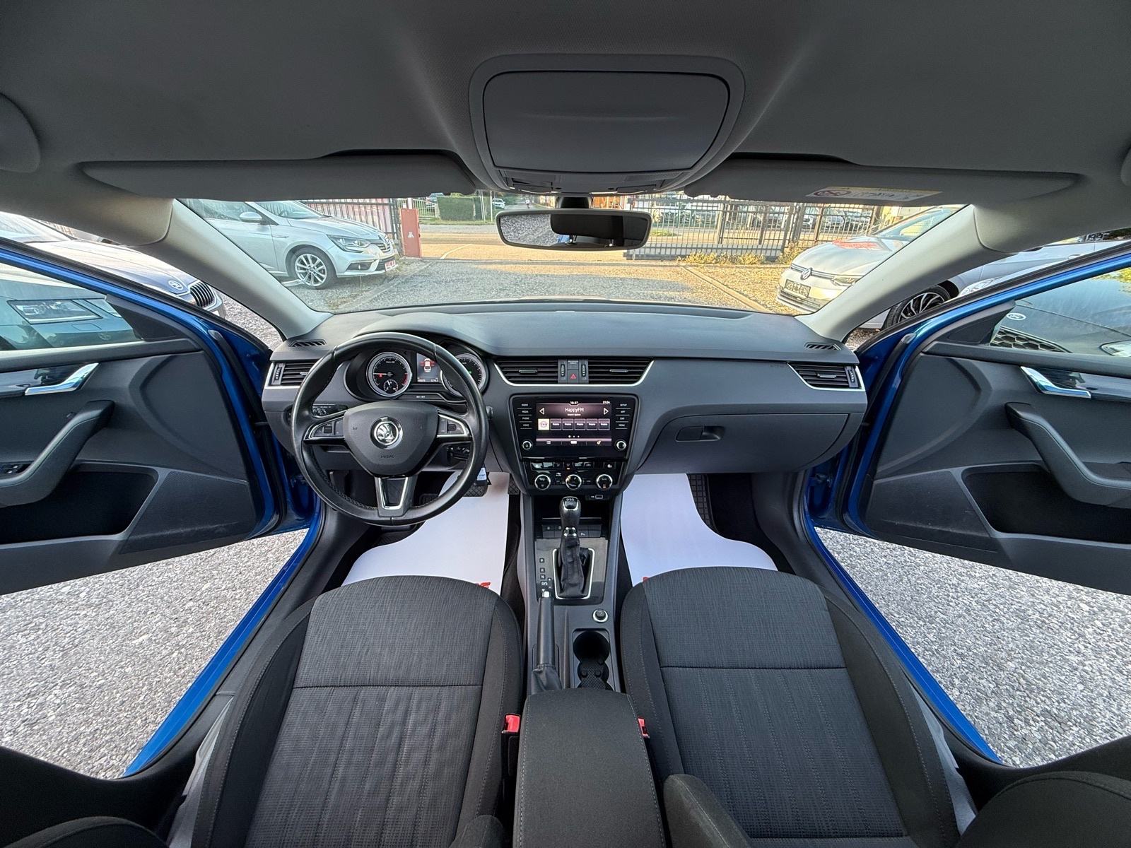 Škoda Octavia 2.0 TDI DSG - HR auto- 1. Vlasnik - 150 KS, fotografija 12