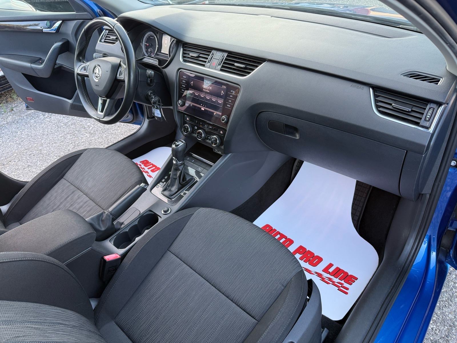 Škoda Octavia 2.0 TDI DSG - HR auto- 1. Vlasnik - 150 KS, fotografija 11