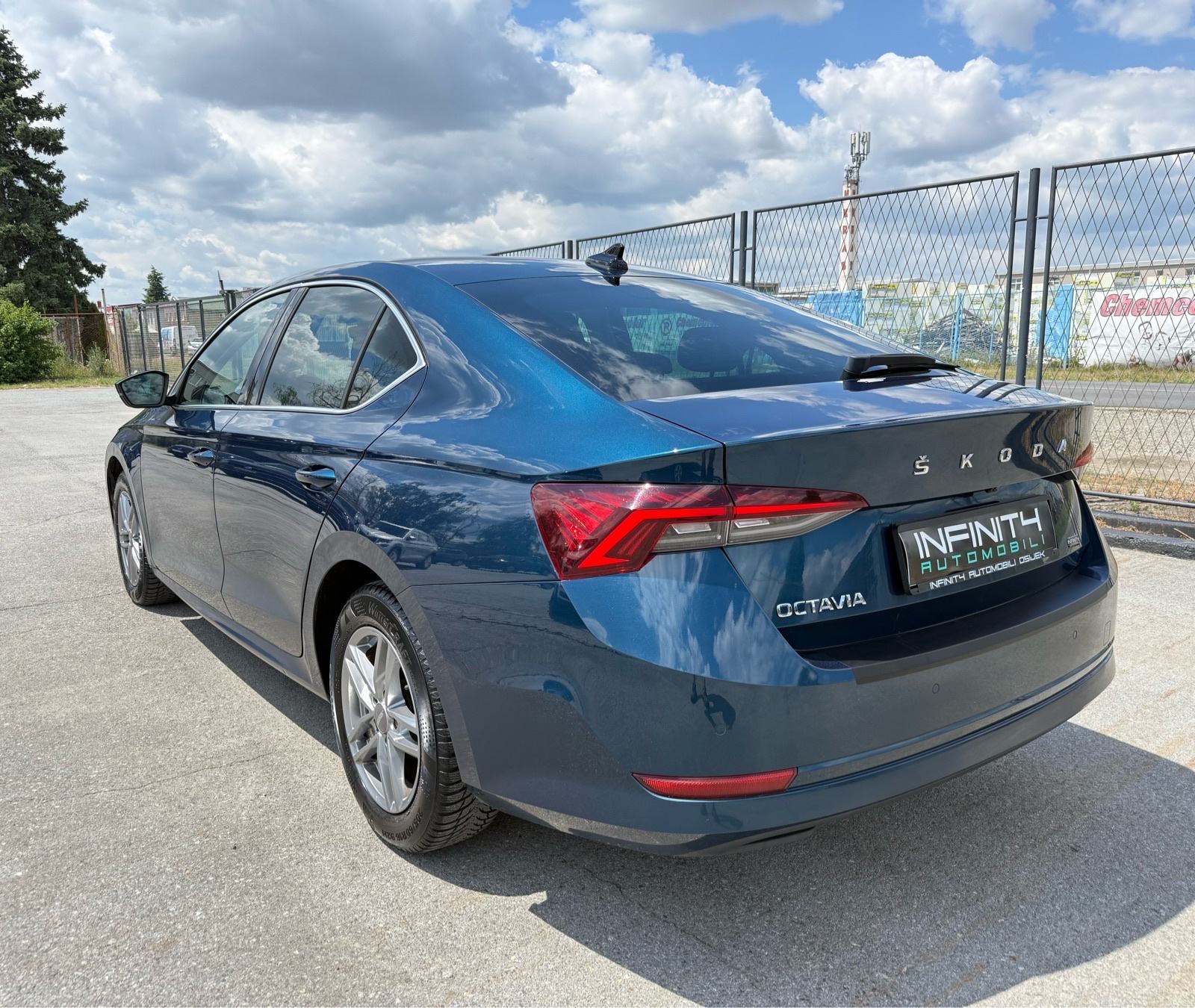 Škoda Octavia 2,0 TDI DSG LEASING BEZ UČEŠĆA, VIRT, NAVI, AUTOMAT, fotografija 6