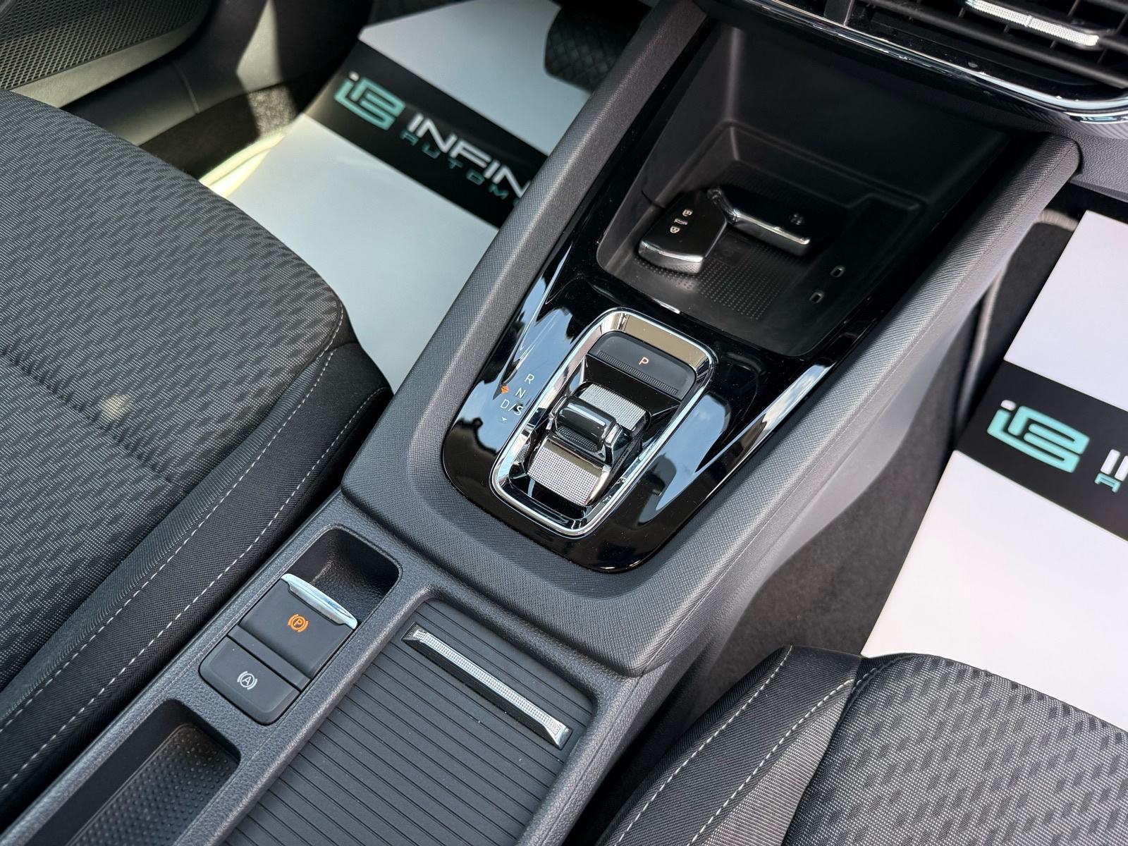Škoda Octavia 2,0 TDI DSG LEASING BEZ UČEŠĆA, VIRT, NAVI, AUTOMAT, fotografija 17