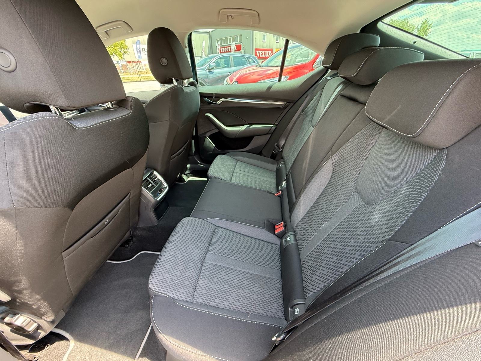 Škoda Octavia 2,0 TDI DSG LEASING BEZ UČEŠĆA, VIRT, NAVI, AUTOMAT, fotografija 20