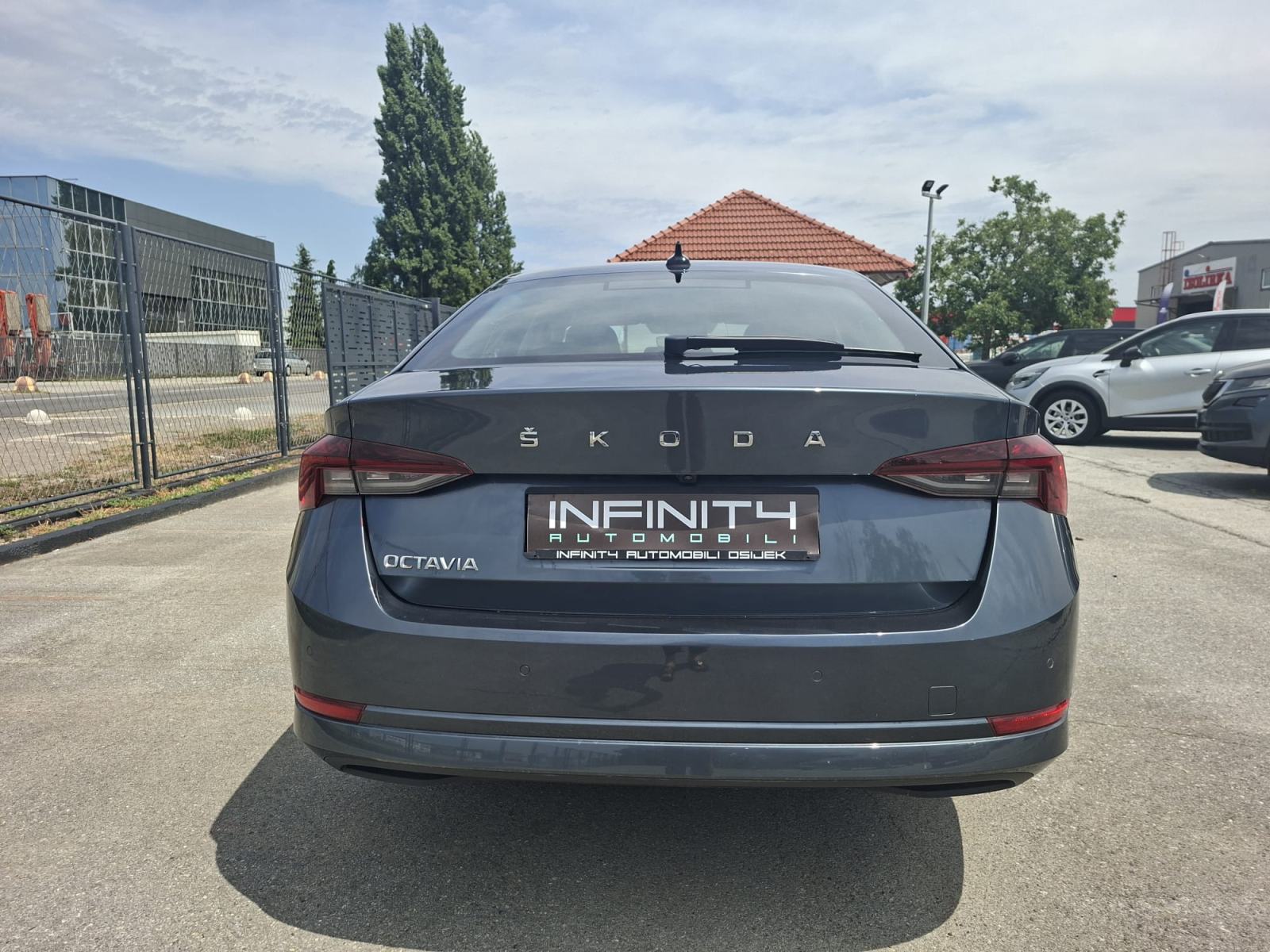 Škoda Octavia 2,0 TDI DSG LEASING BEZ UČEŠĆA, VIRT, NAVI, AUTOMAT, fotografija 6