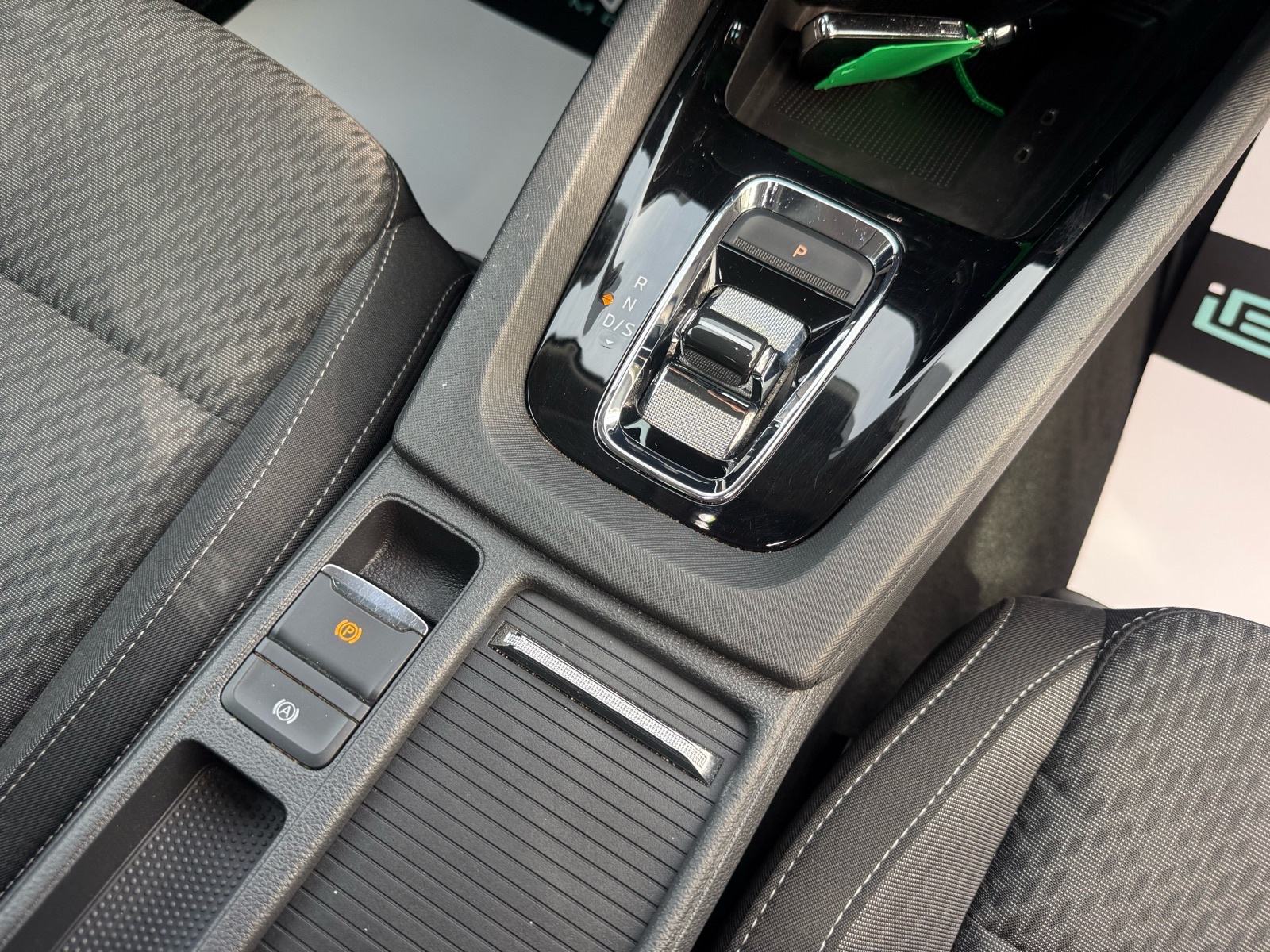 Škoda Octavia 2,0 TDI DSG LEASING BEZ UČEŠĆA, VIRT, NAVI, AUTOMAT, fotografija 18