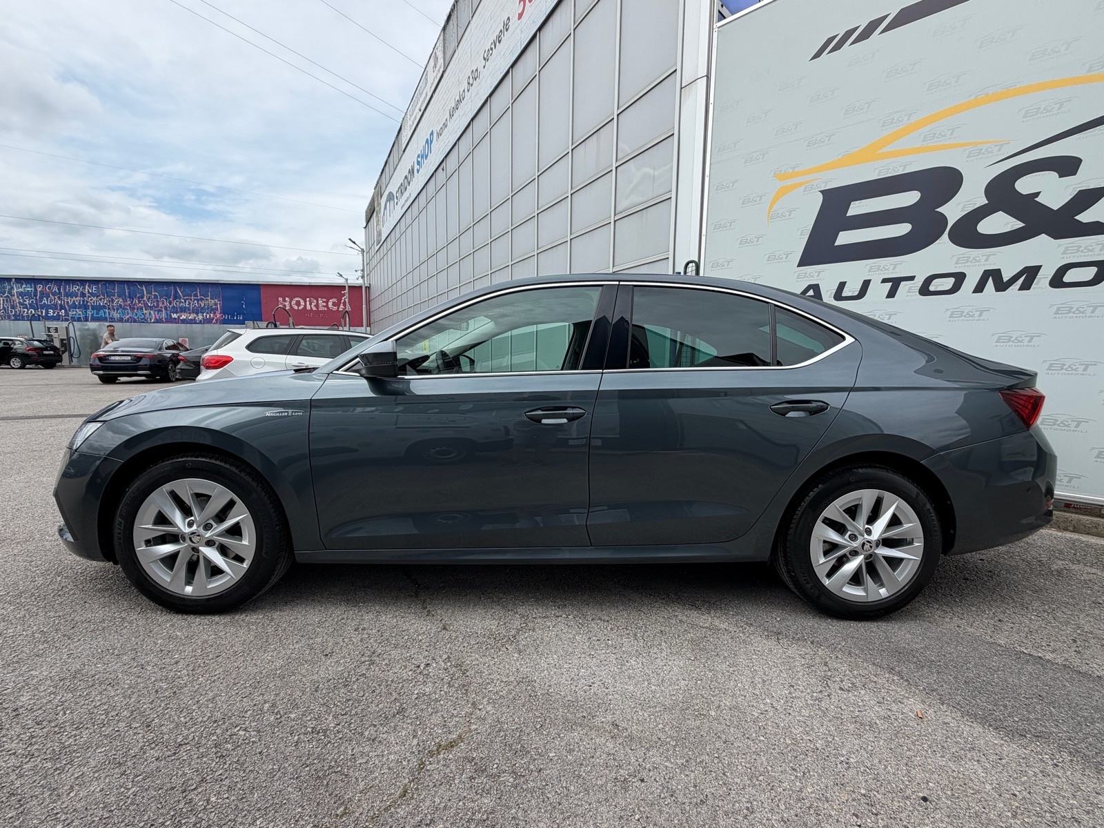 Škoda Octavia 2,0 TDI / DSG / LED /, fotografija 5