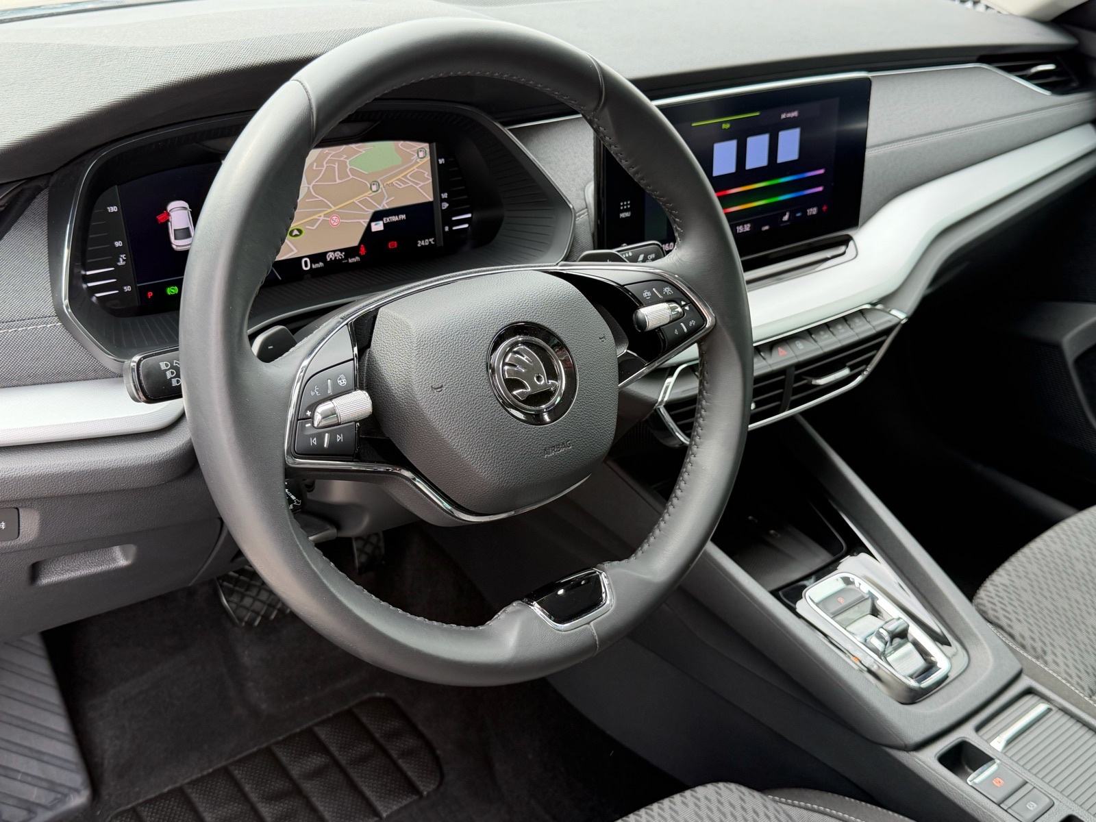 Škoda Octavia 2,0 TDI / DSG / LED /, fotografija 9