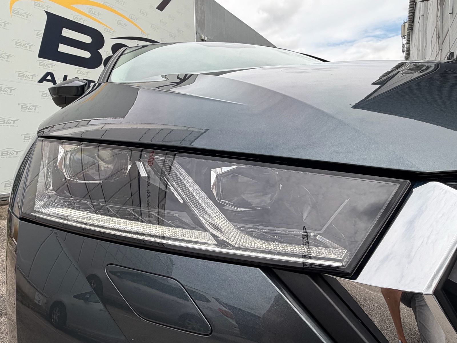 Škoda Octavia 2,0 TDI / DSG / LED /, fotografija 11