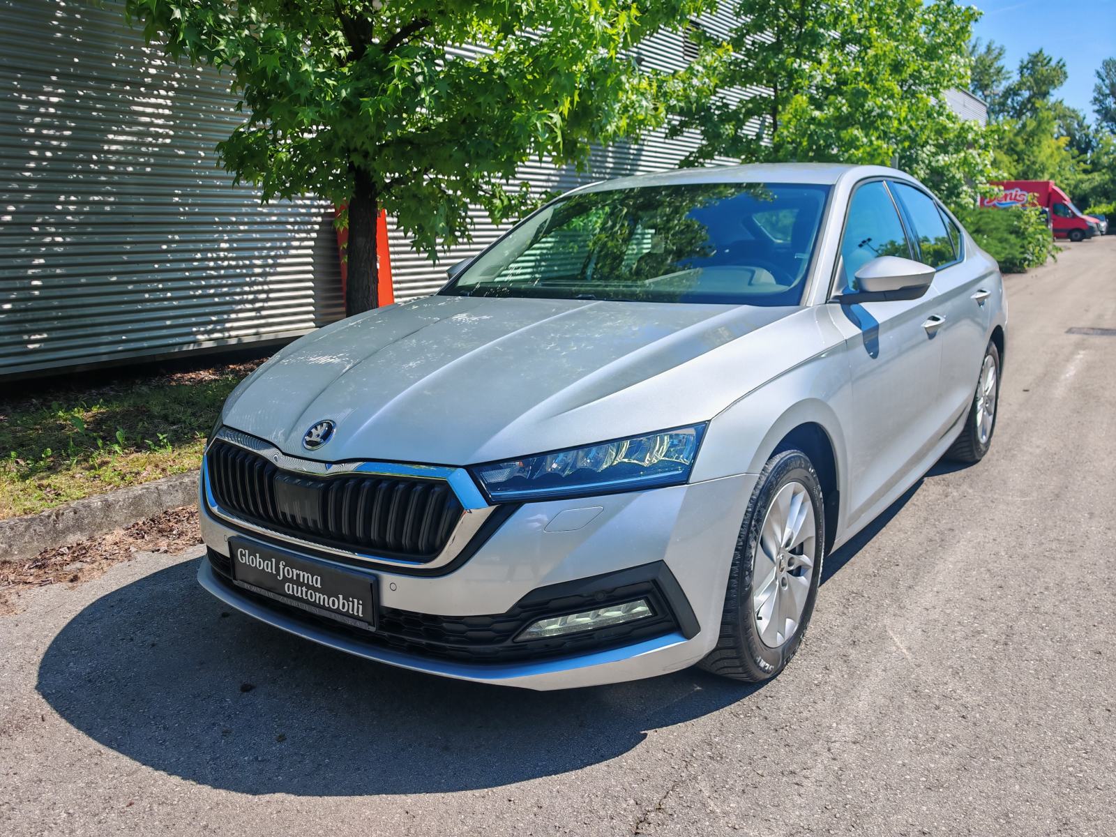Škoda Octavia 2,0 TDI DSG - NIJE IZ UVOZA - u sustavu PDV-a- JAMSTVO, fotografija 2