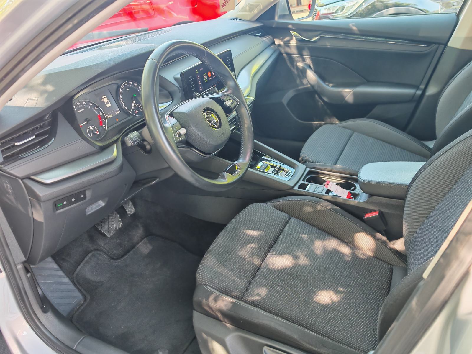 Škoda Octavia 2,0 TDI DSG - NIJE IZ UVOZA - u sustavu PDV-a- JAMSTVO, fotografija 10