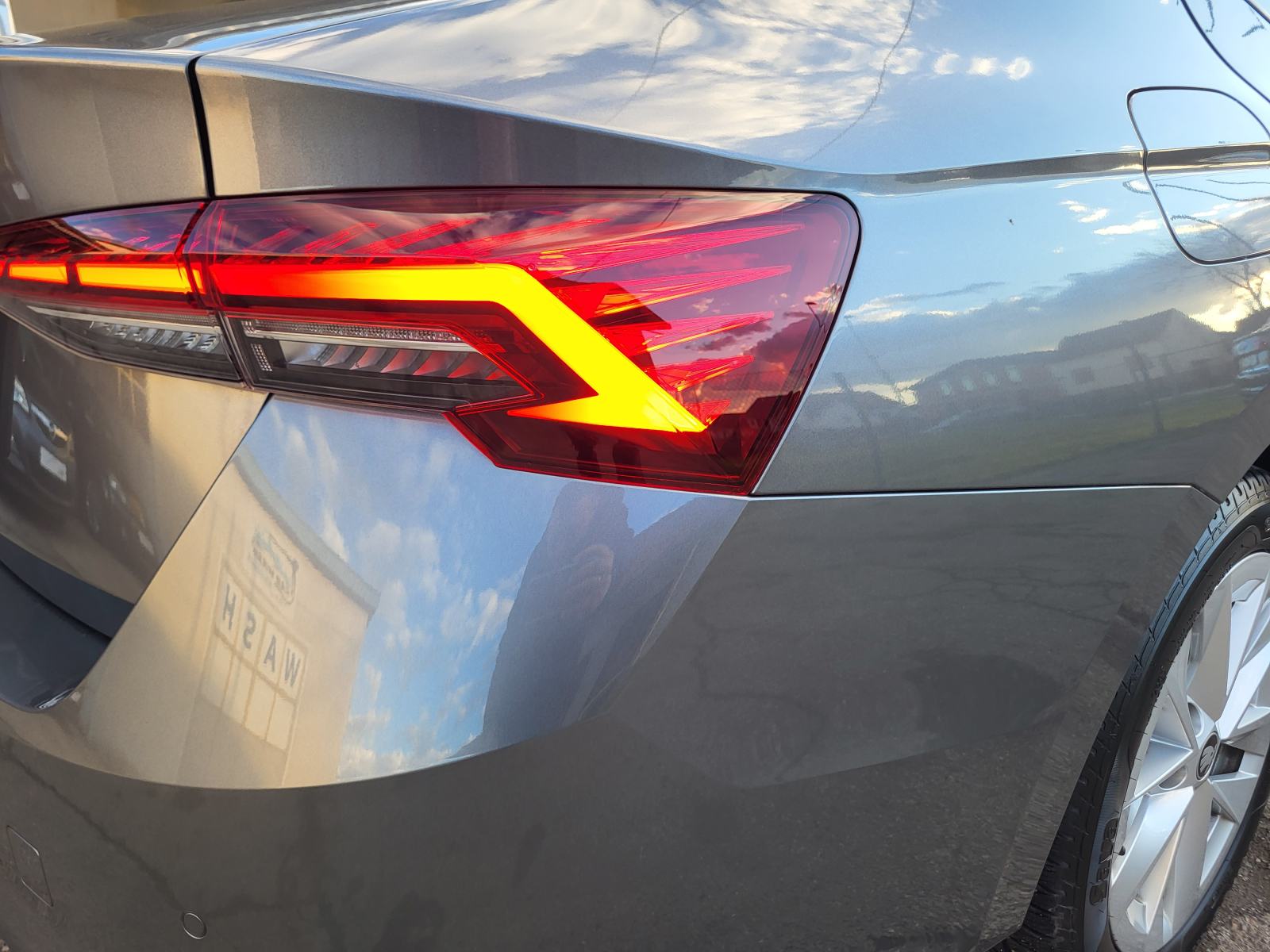 ŠKODA OCTAVIA 2.0 TDI DSG PDV JAMSTVO KERAMIKA FULL KASKO REG 07/27, fotografija 9