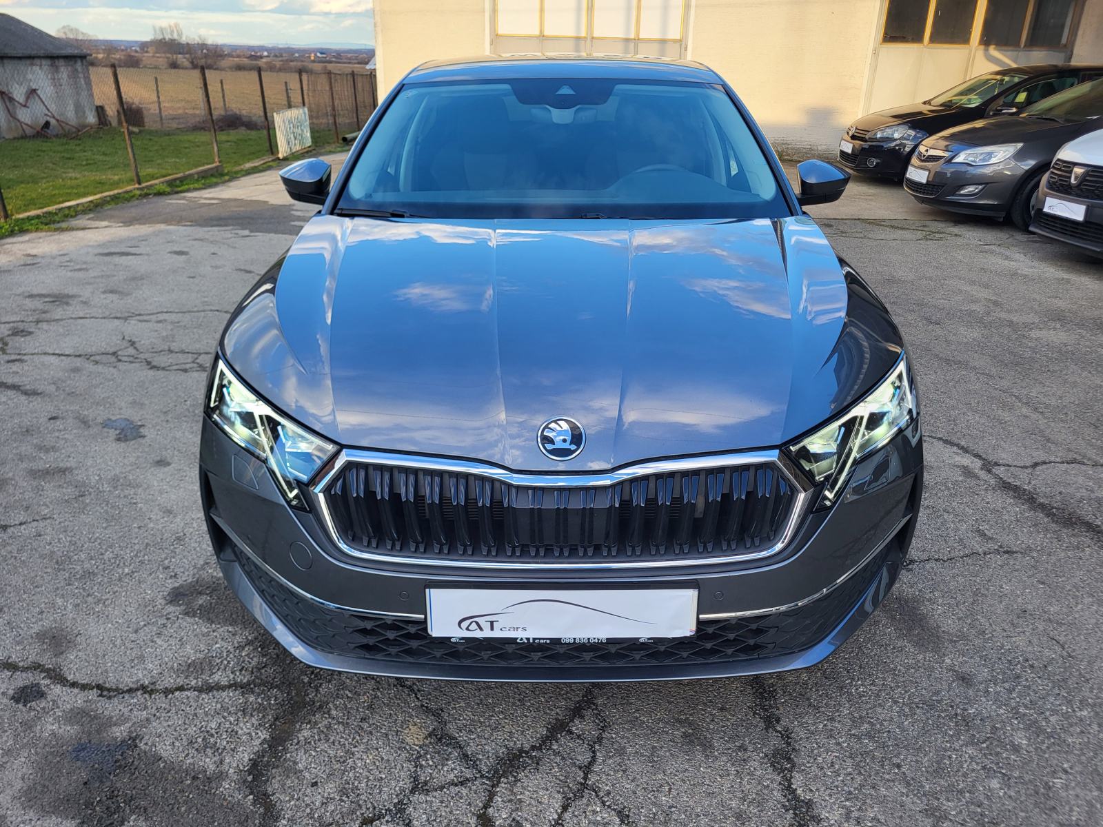 ŠKODA OCTAVIA 2.0 TDI DSG PDV JAMSTVO KERAMIKA FULL KASKO REG 07/27, fotografija 4