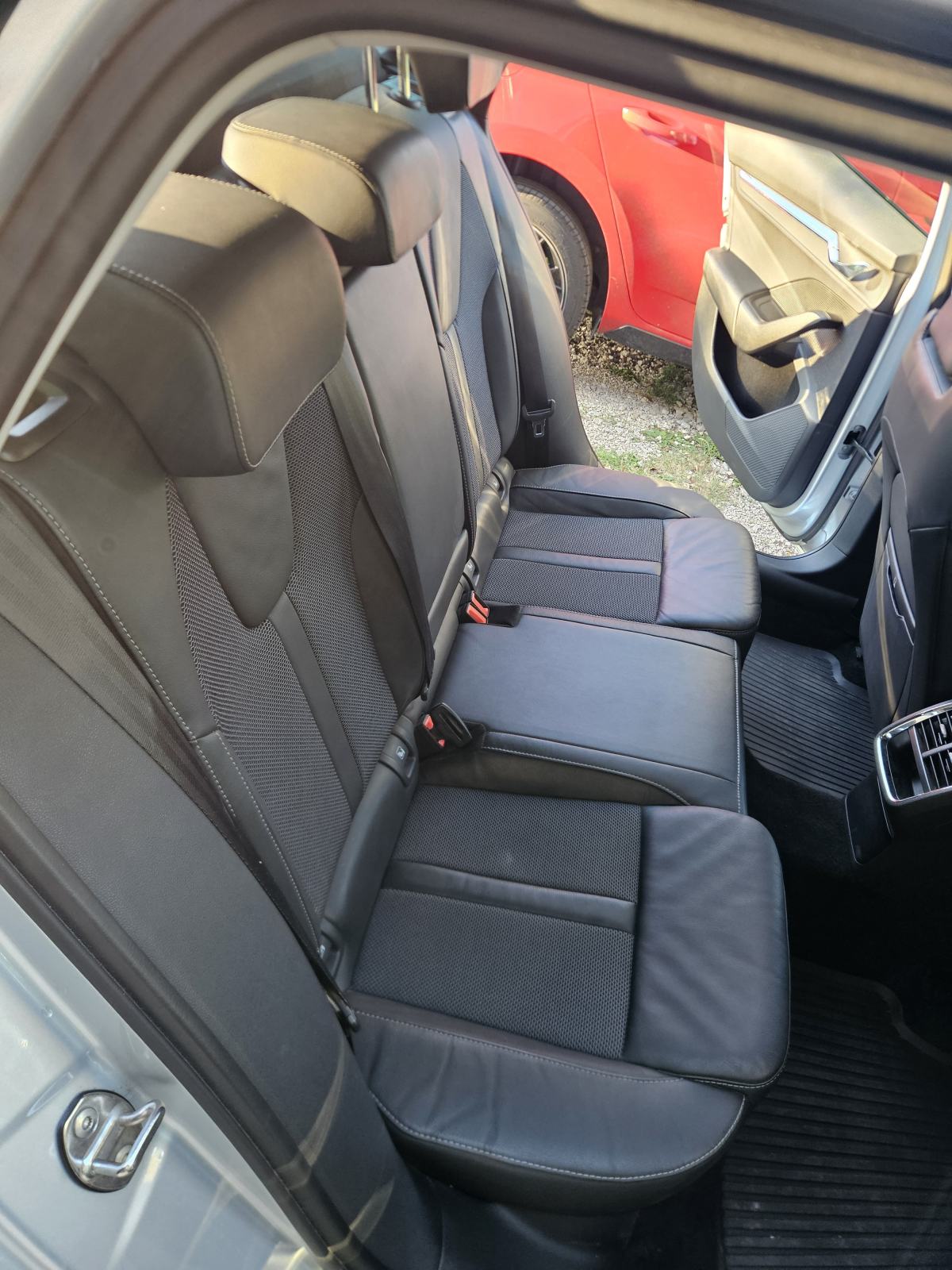 Škoda Octavia 2.0 TDI DSG, fotografija 12