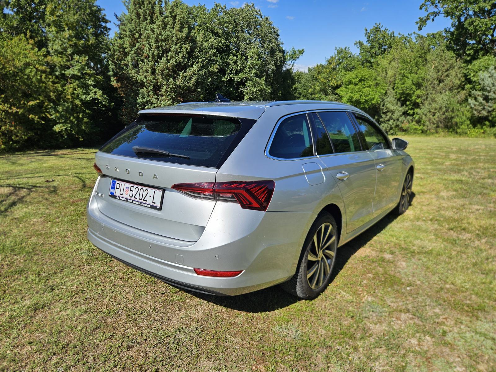 Škoda Octavia 2.0 TDI DSG, fotografija 6