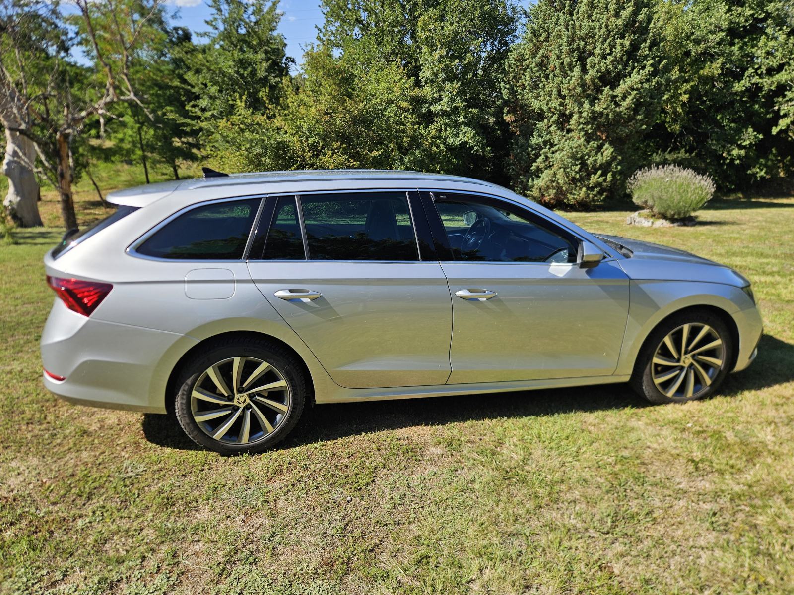 Škoda Octavia 2.0 TDI DSG, fotografija 7