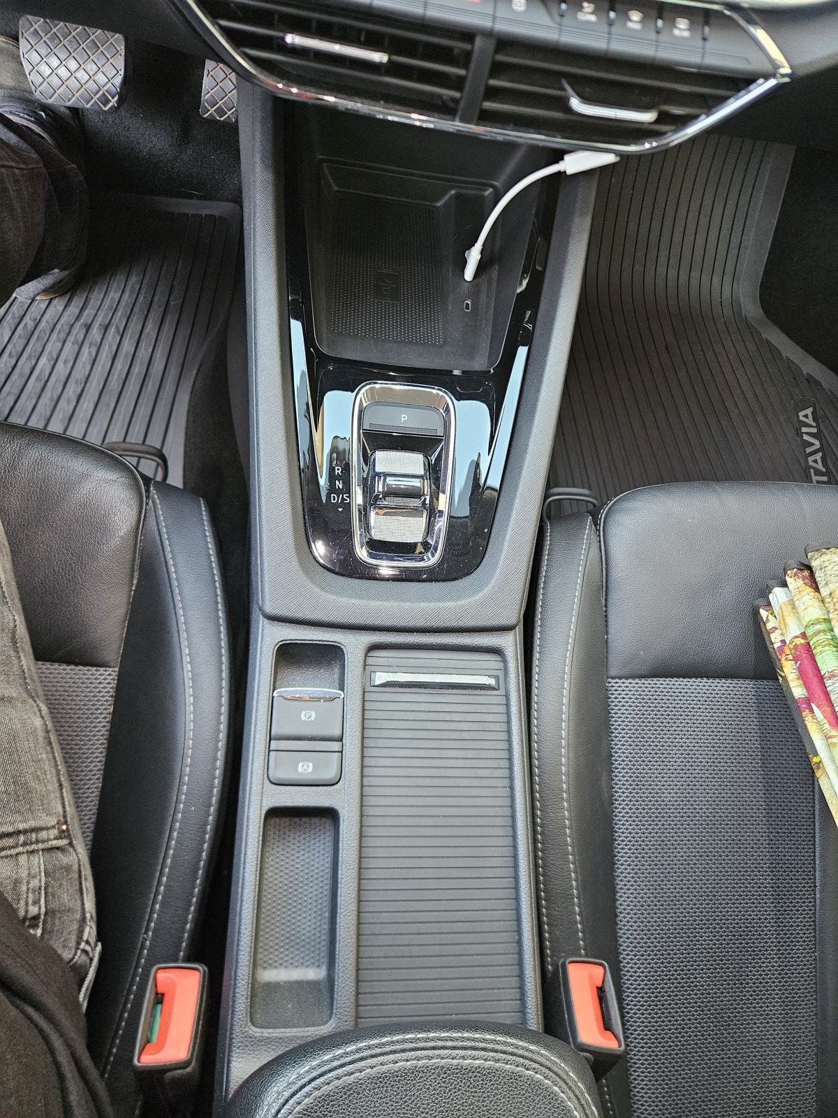 Škoda Octavia 2.0 TDI DSG, fotografija 16