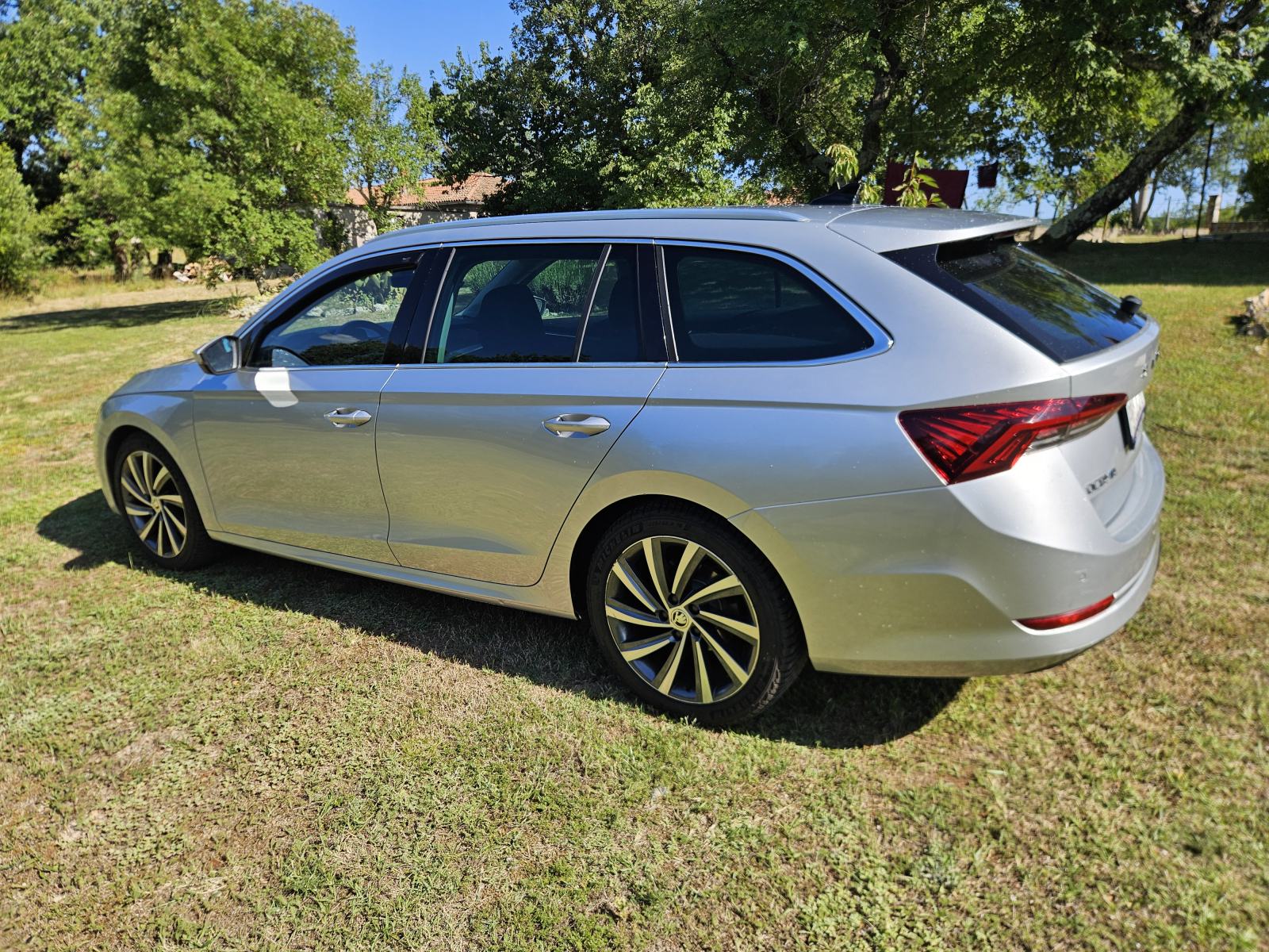 Škoda Octavia 2.0 TDI DSG, fotografija 4