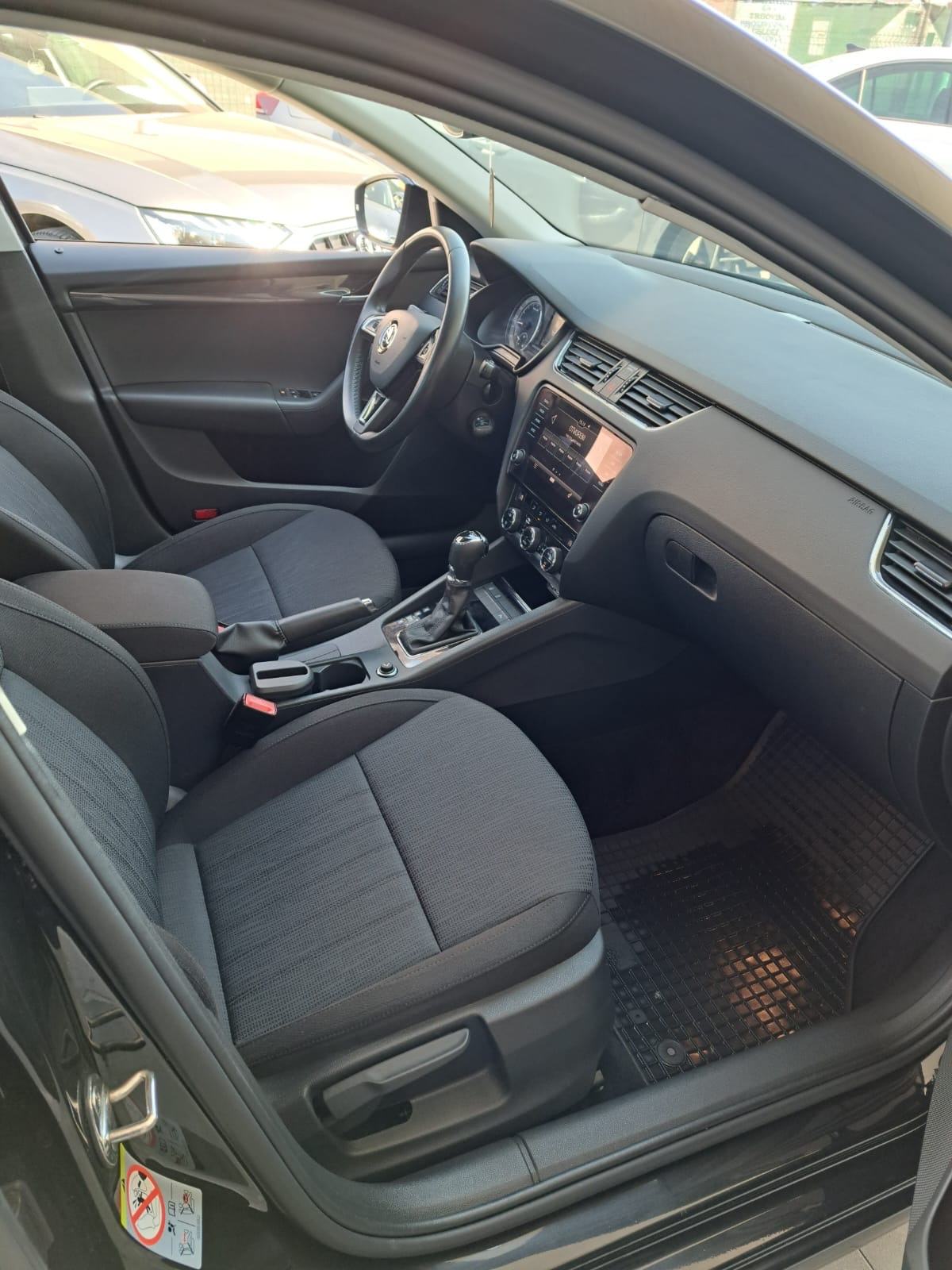 Škoda Octavia 2,0 TDI Dsg Style 2019g Kupljen u Hr..Prilika!, fotografija 14