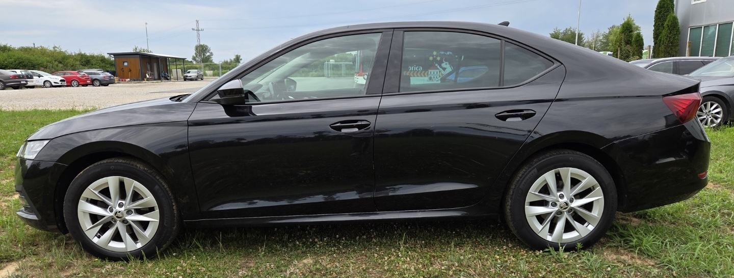 Škoda Octavia 2,0 TDI DSG STYLE 150 KS NIJE UVOZ, fotografija 13