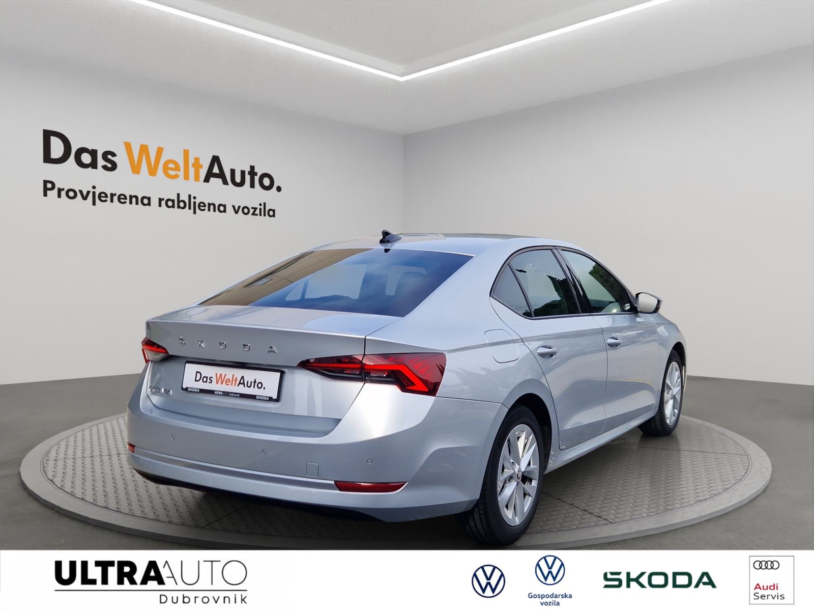 Škoda Octavia 2,0 TDI DSG Style, fotografija 5