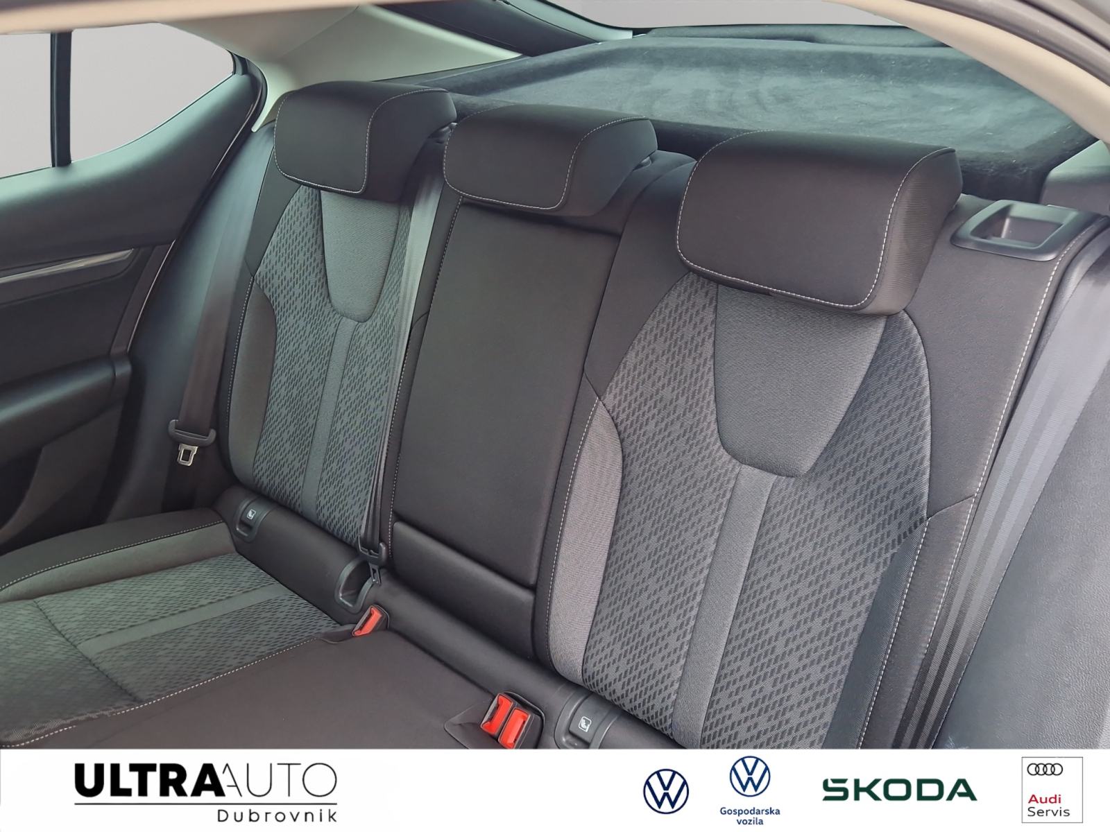 Škoda Octavia 2,0 TDI DSG Style, fotografija 12