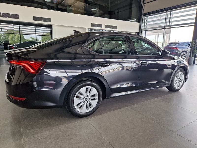 Škoda Octavia 2.0 TDI DSG Style, fotografija 7