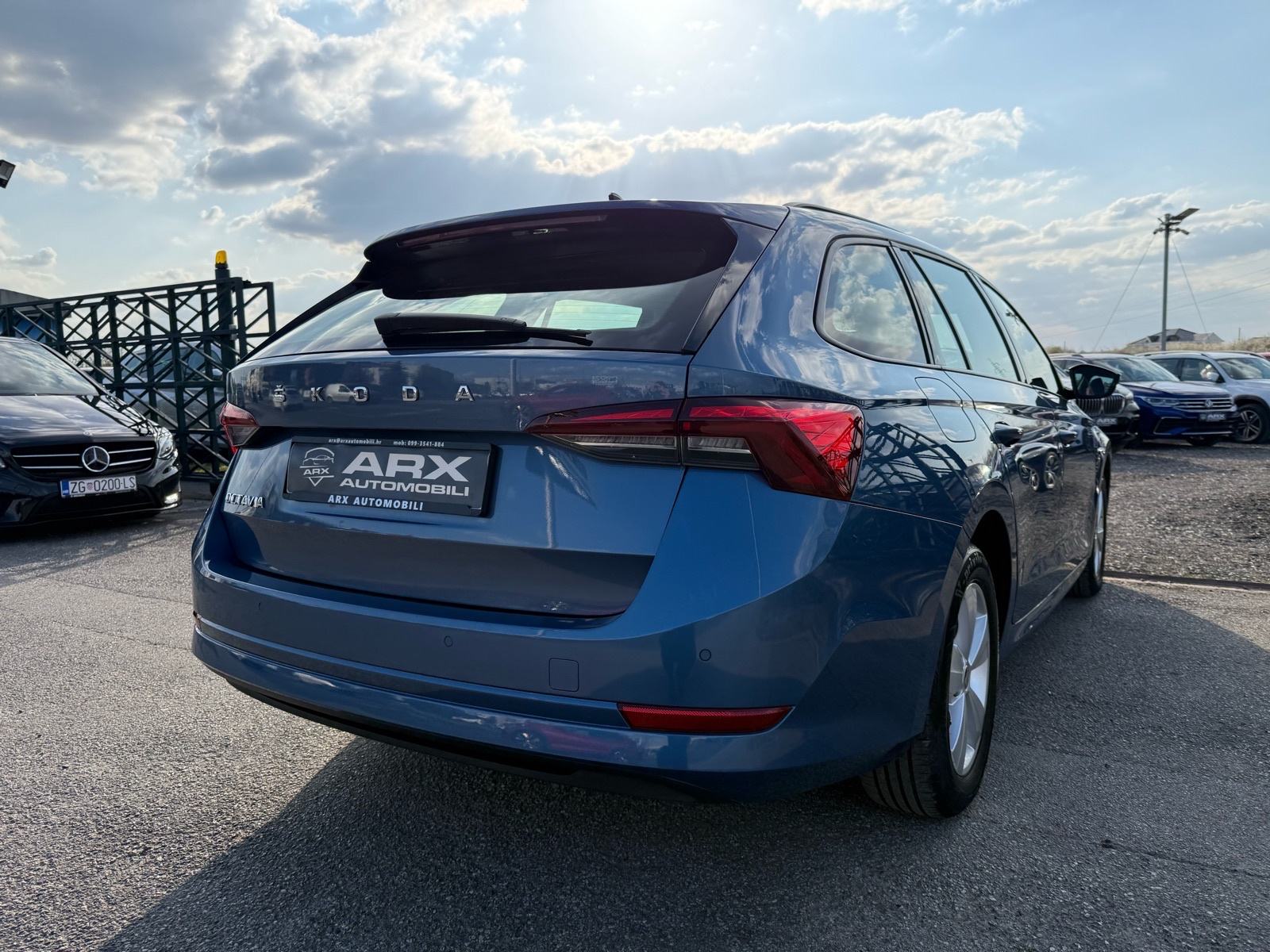 Škoda Octavia 2.0 TDI DSG °VIRTUAL°NAVI°LED SVJETLA°LEASING BEZ UČEŠĆA, fotografija 6